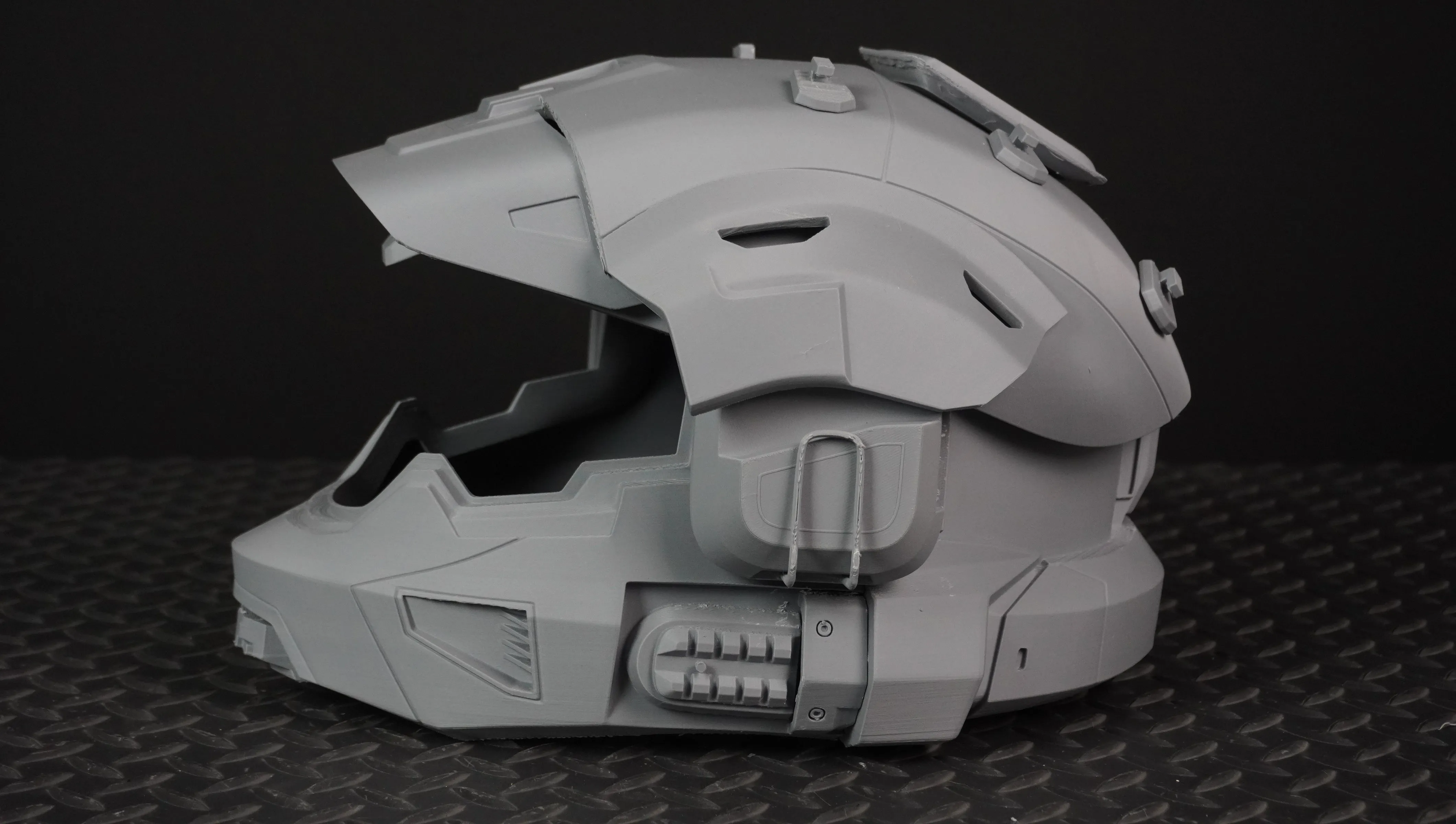 Artaius Helmet - DIY