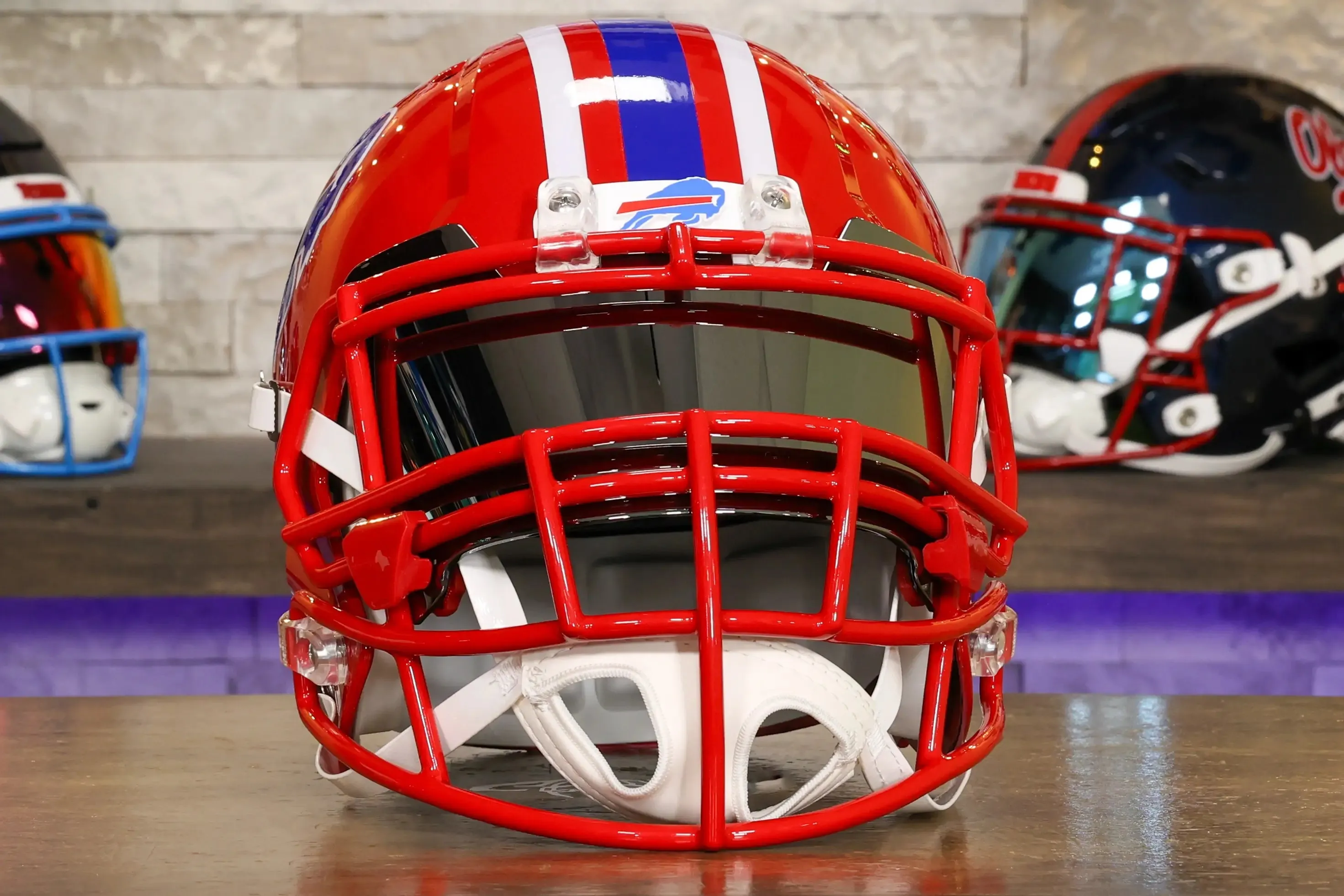 Buffalo Bills Riddell Speed Display Helmet - GG Edition 02555
