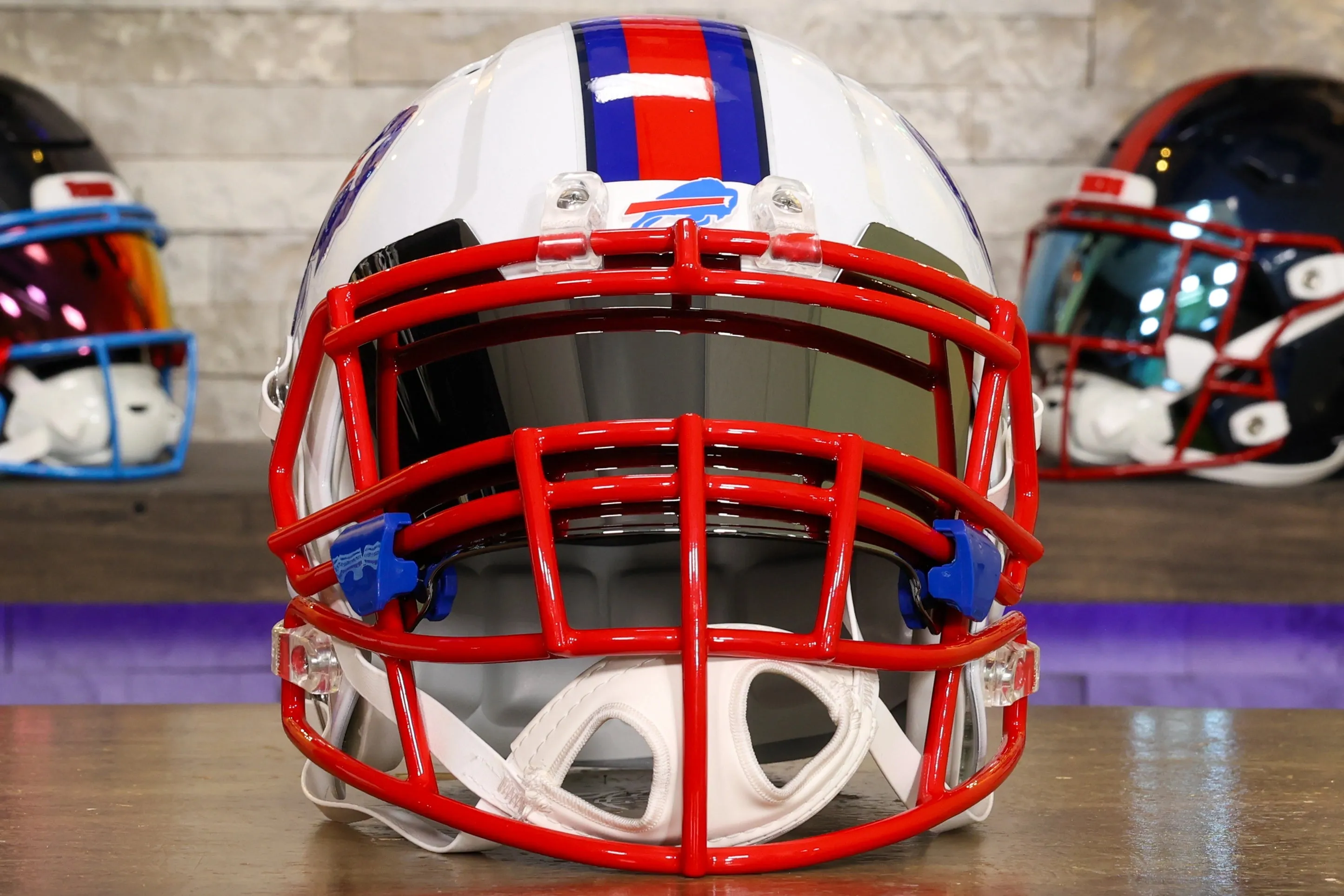 Buffalo Bills Riddell Speed Display Helmet - GG Edition 02557