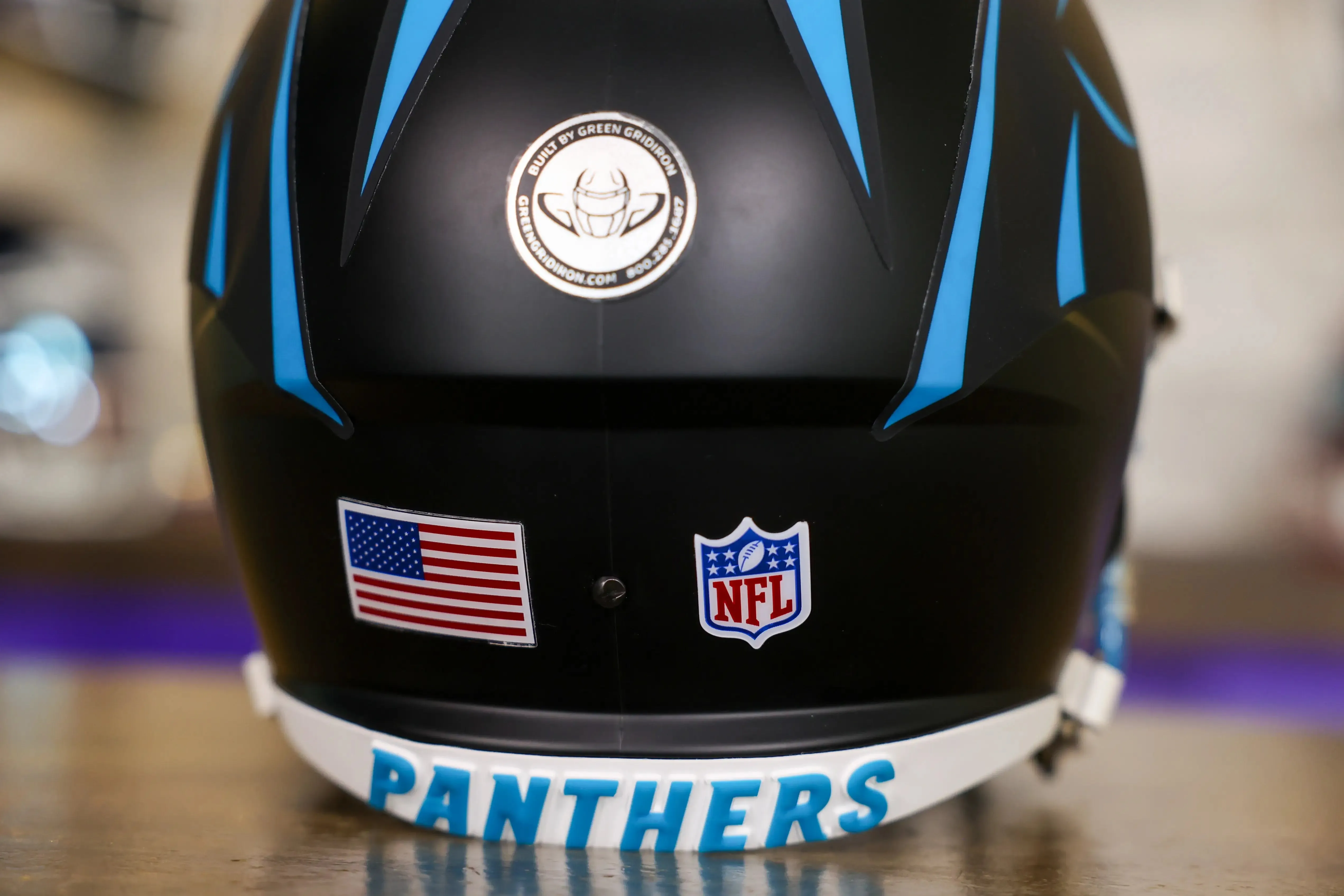 Carolina Panthers Riddell Speed Display Helmet - GG Edition 02558