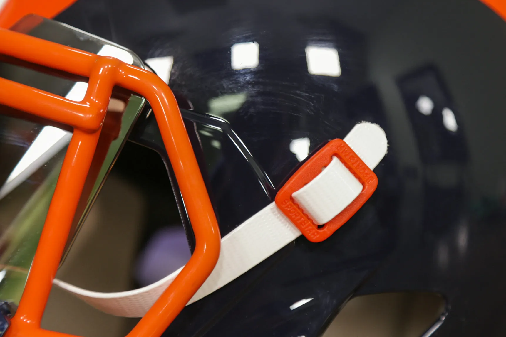 Chicago Bears Riddell Display Helmet - GG Edition 00303