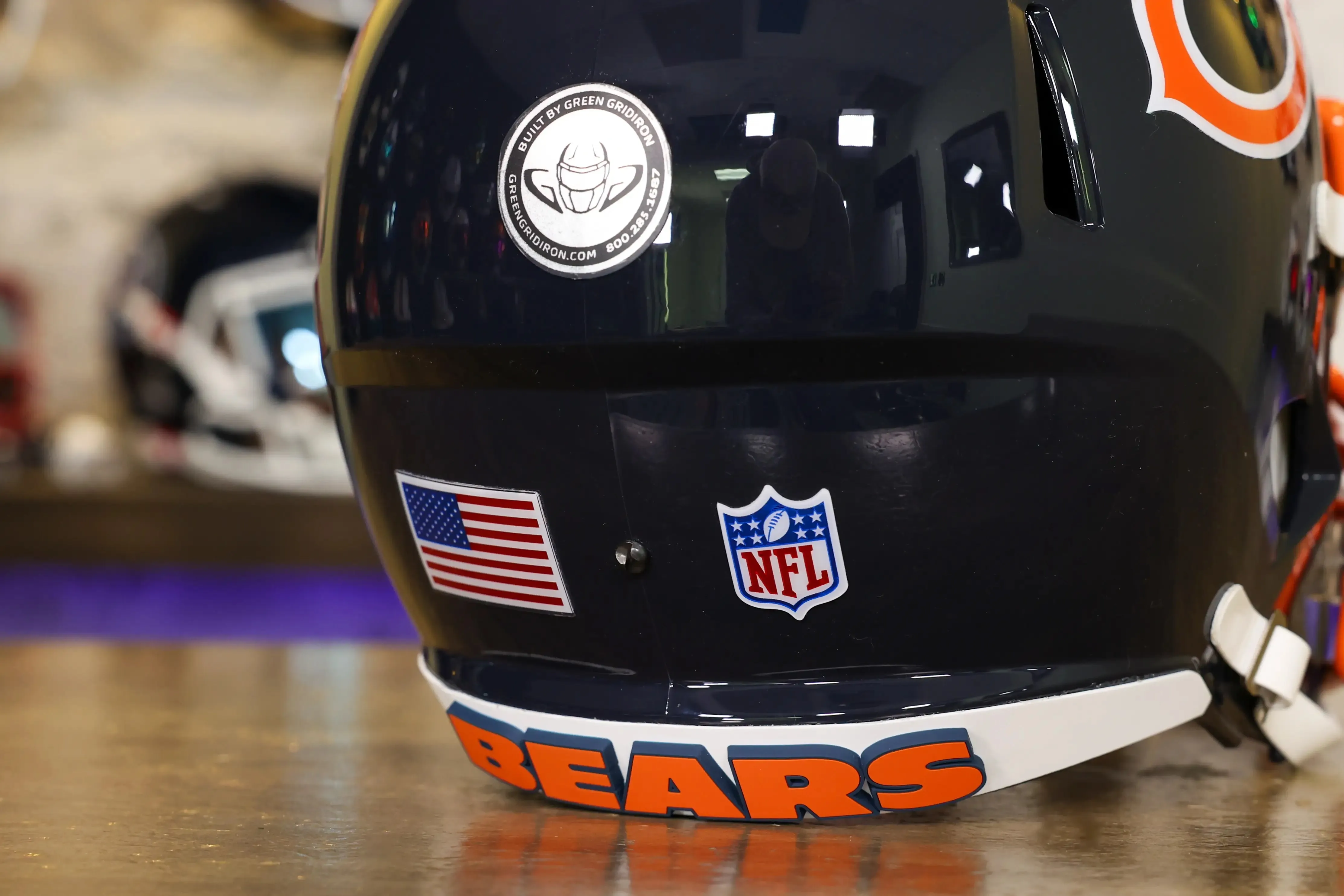 Chicago Bears Riddell Speed Display Helmet - GG Edition 02560