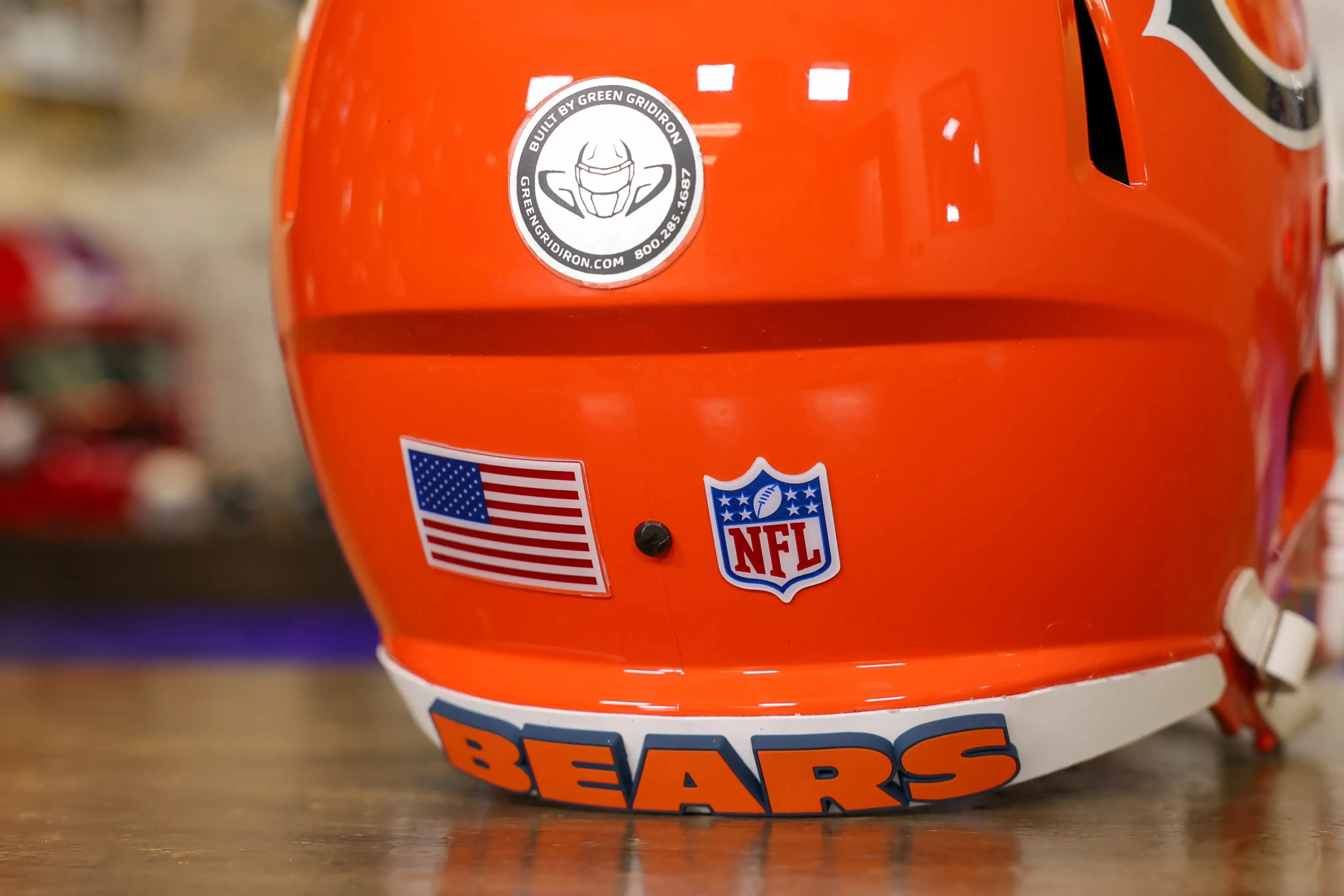 Chicago Bears Riddell Speed Display Helmet - GG Edition 02578