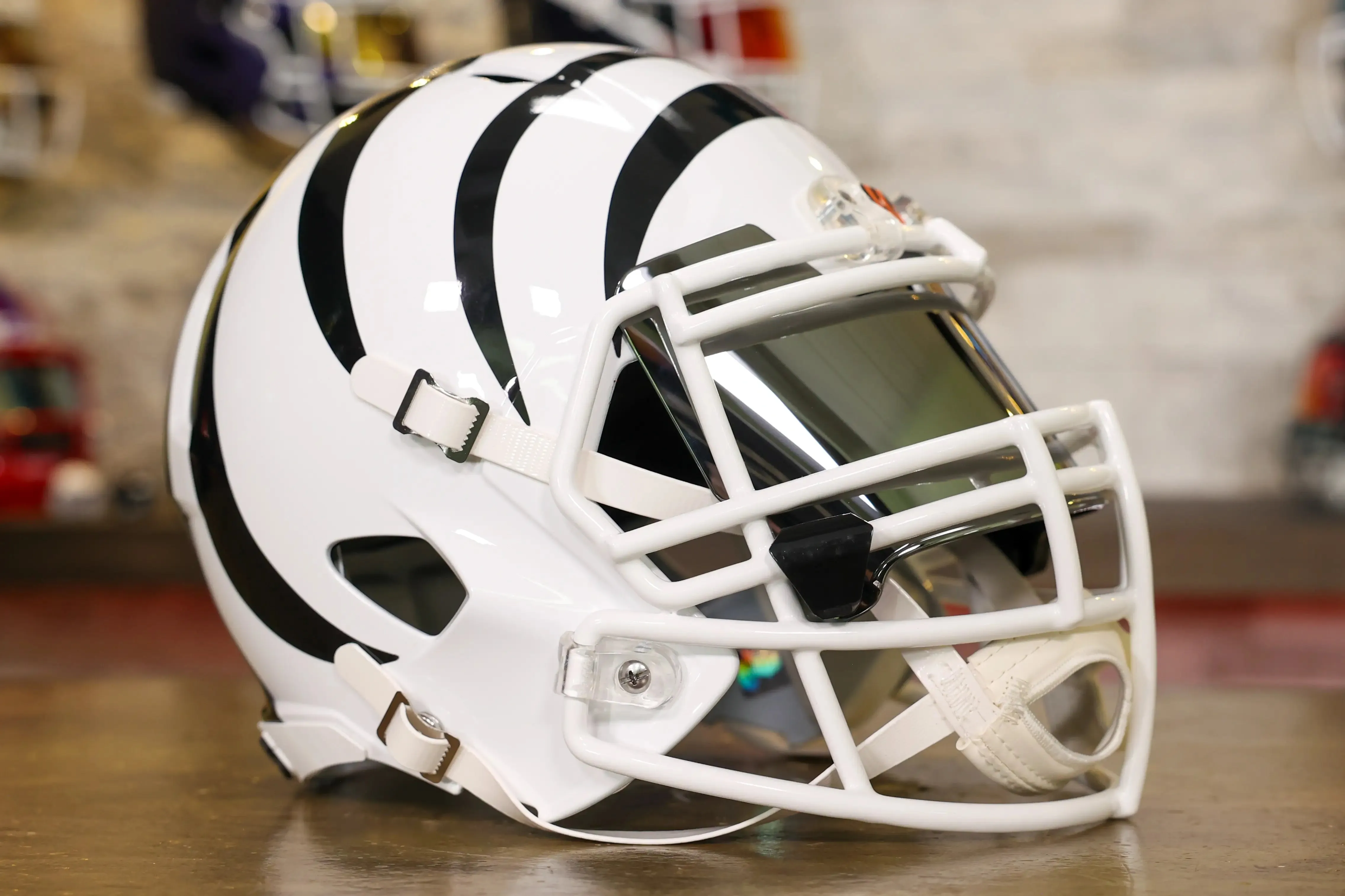Cincinnati Bengals Riddell Speed Display Helmet - GG Edition