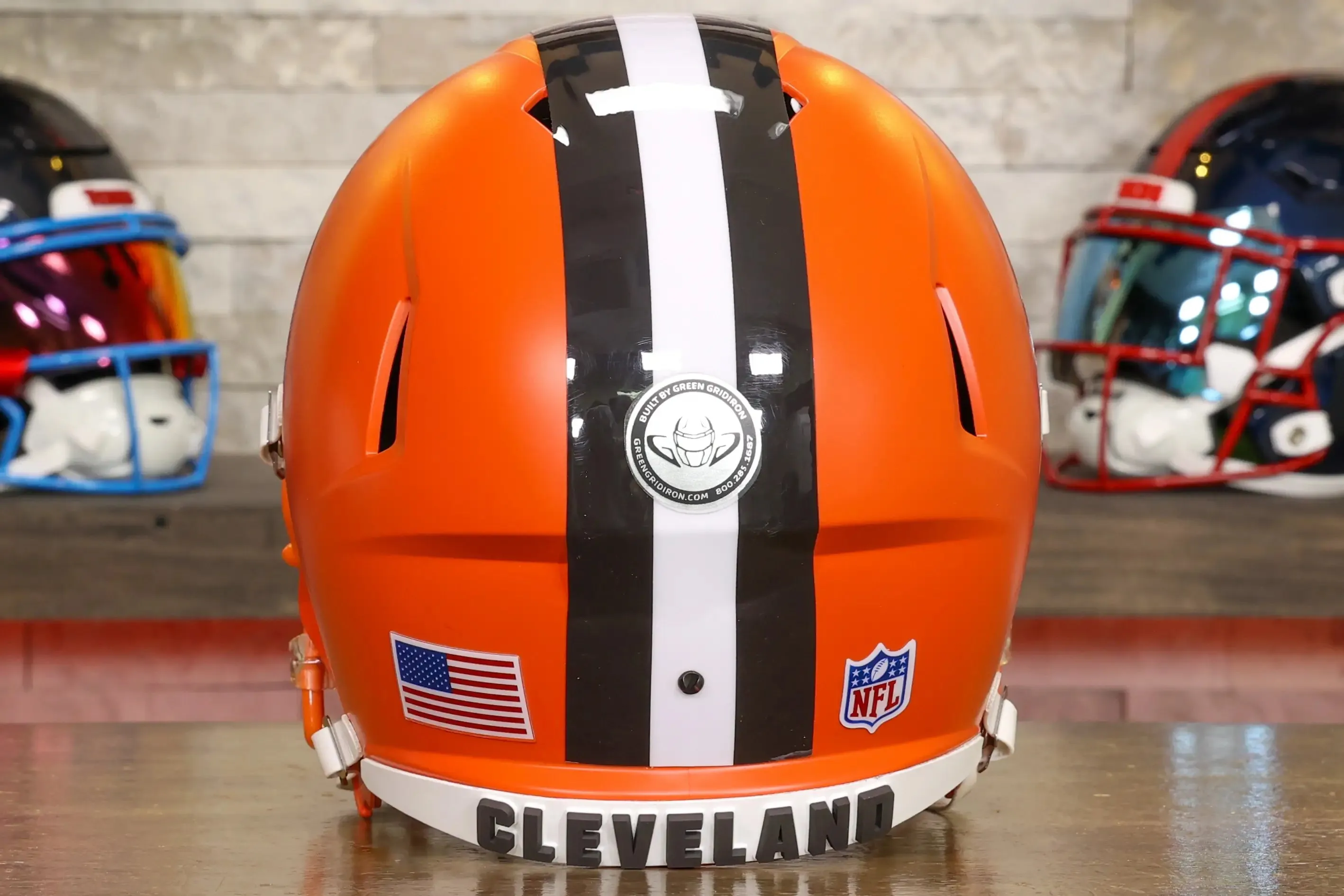 Cleveland Browns Riddell Speed Display Helmet - GG Edition