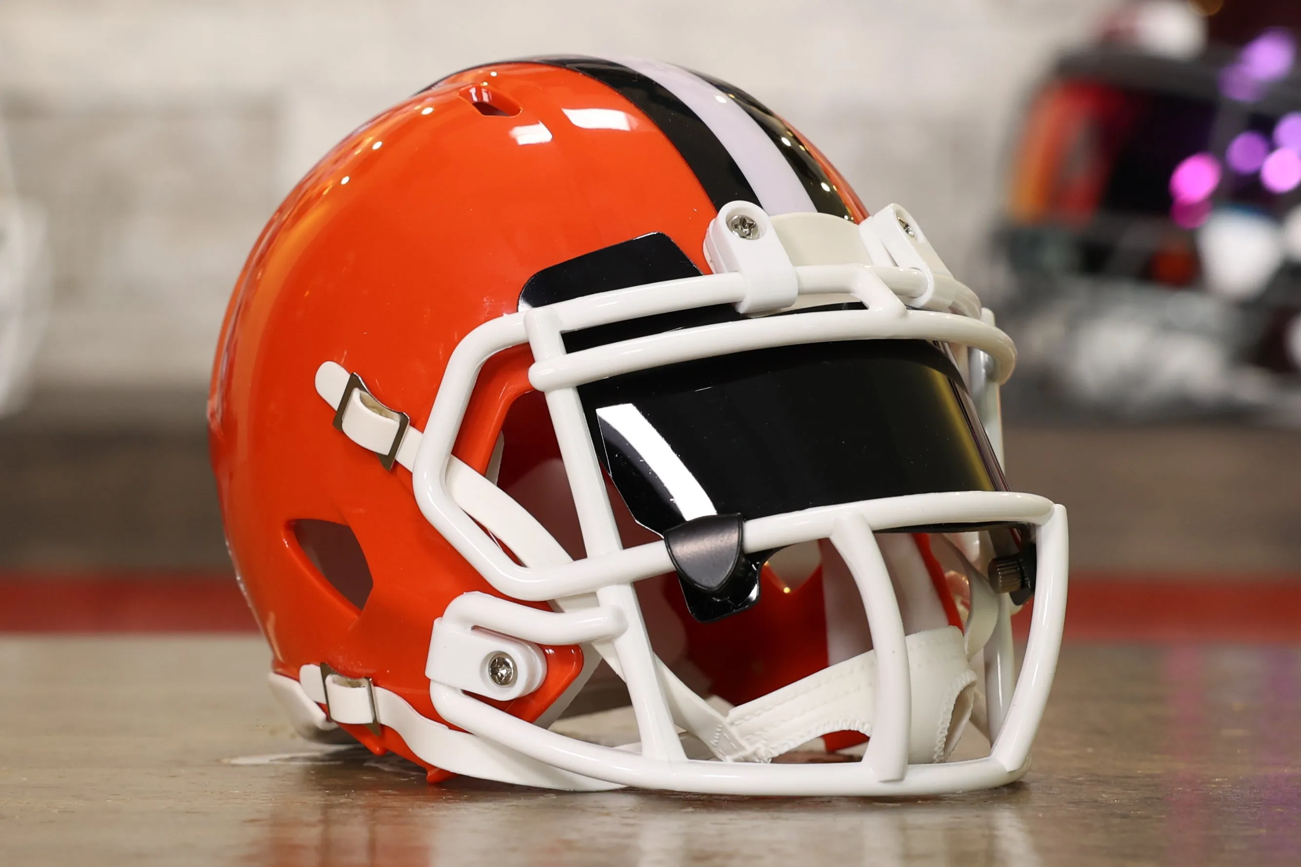 Cleveland Browns Riddell Speed Mini Helmet - GG Edition