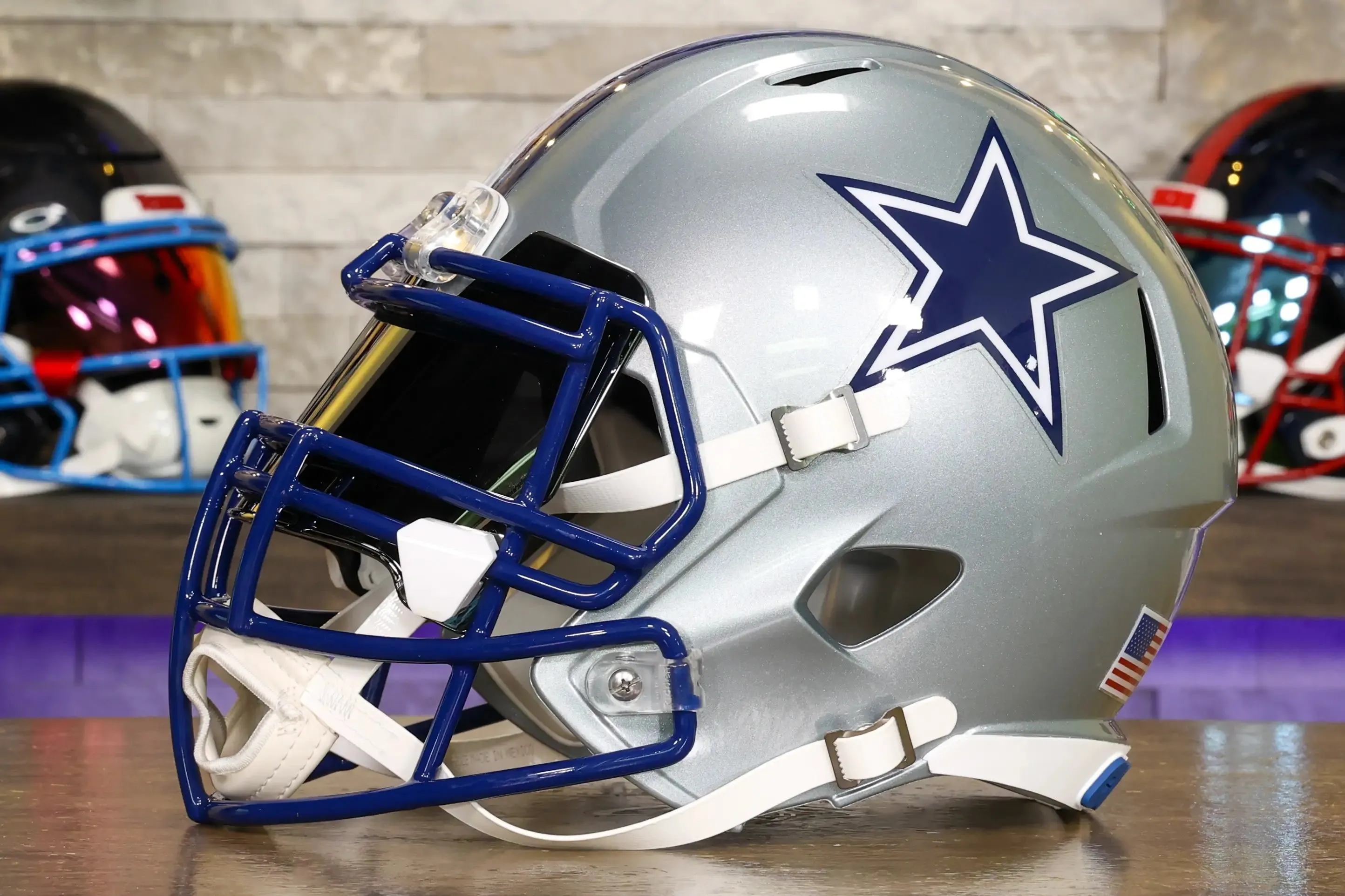 Dallas Cowboys Riddell Speed Display Helmet - GG Edition