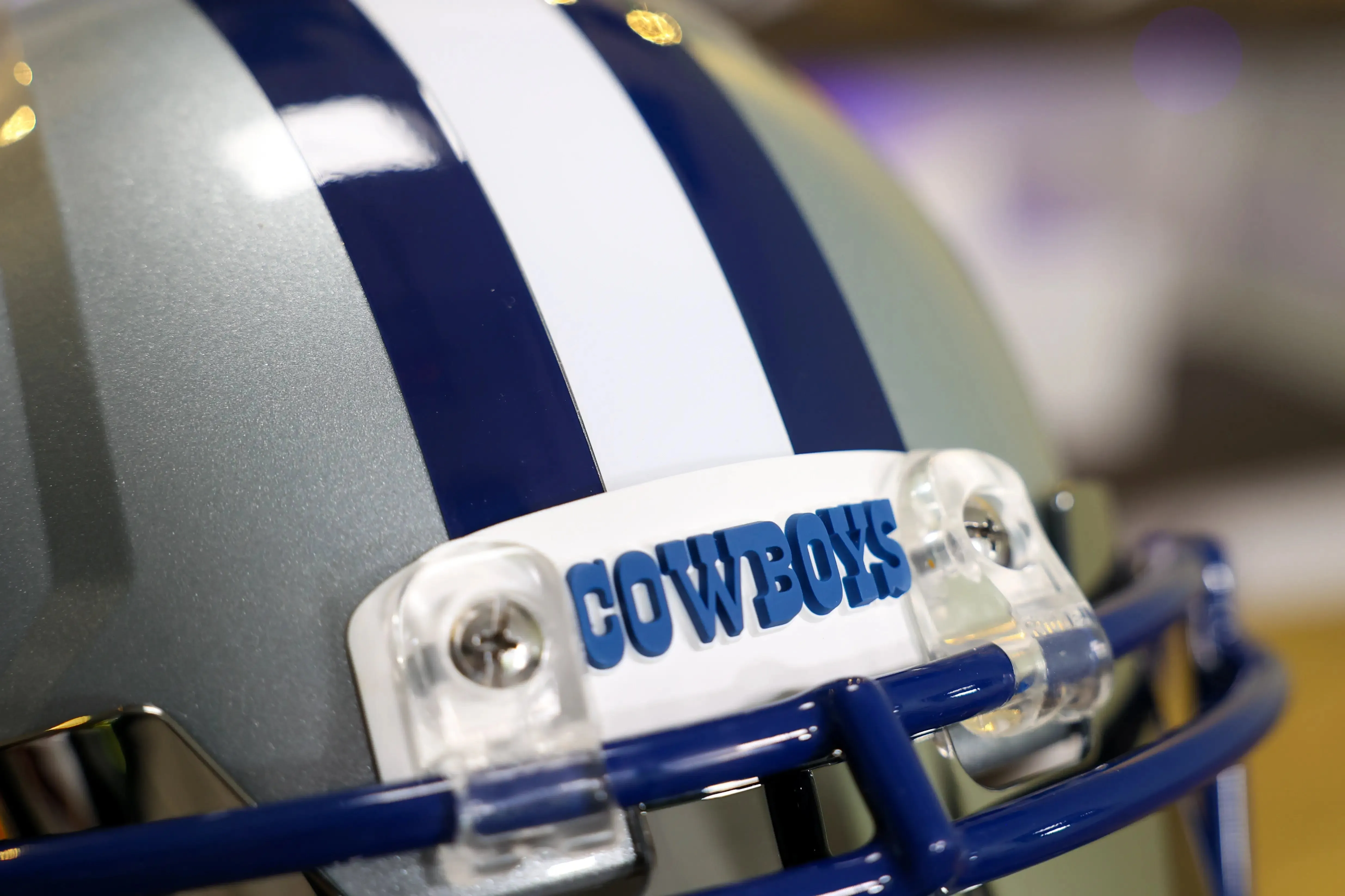 Dallas Cowboys Riddell Speed Display Helmet - GG Edition