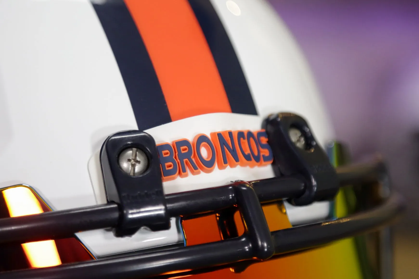 Denver Broncos Riddell Speed Display Helmet - GG Edition 00779