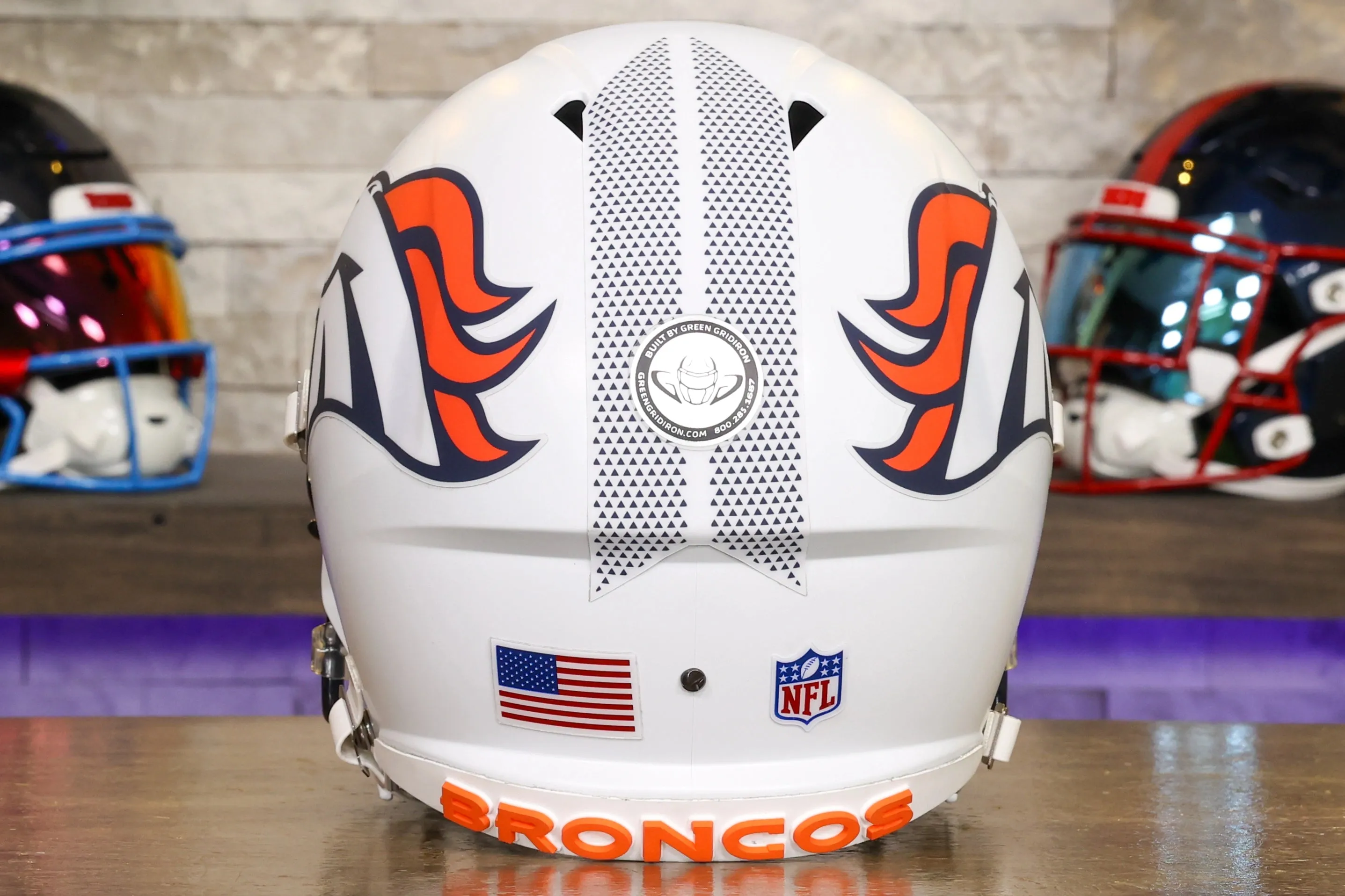 Denver Broncos Riddell Speed Display Helmet - GG Edition 02567