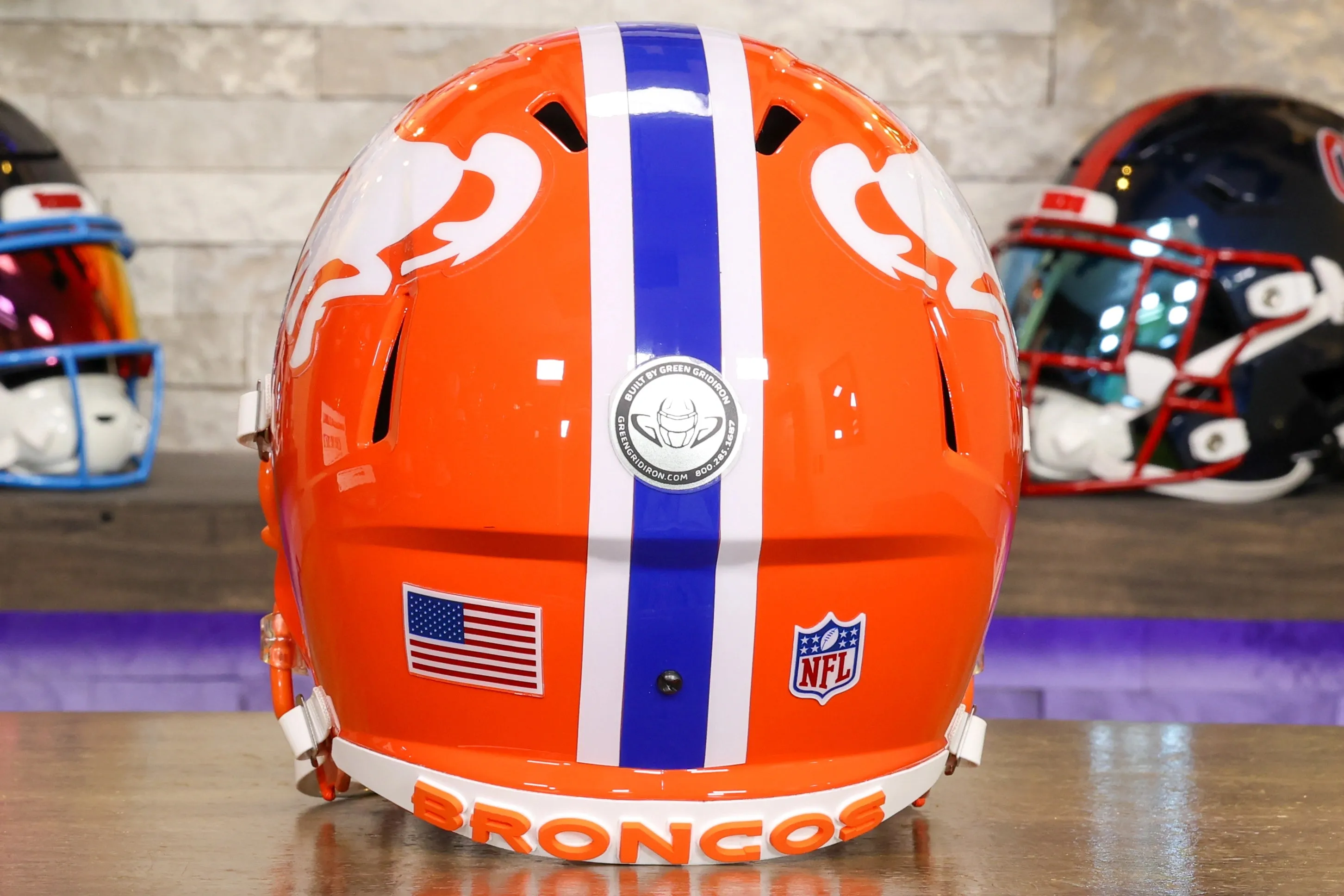 Denver Broncos Riddell Speed Display Helmet - GG Edition 02568