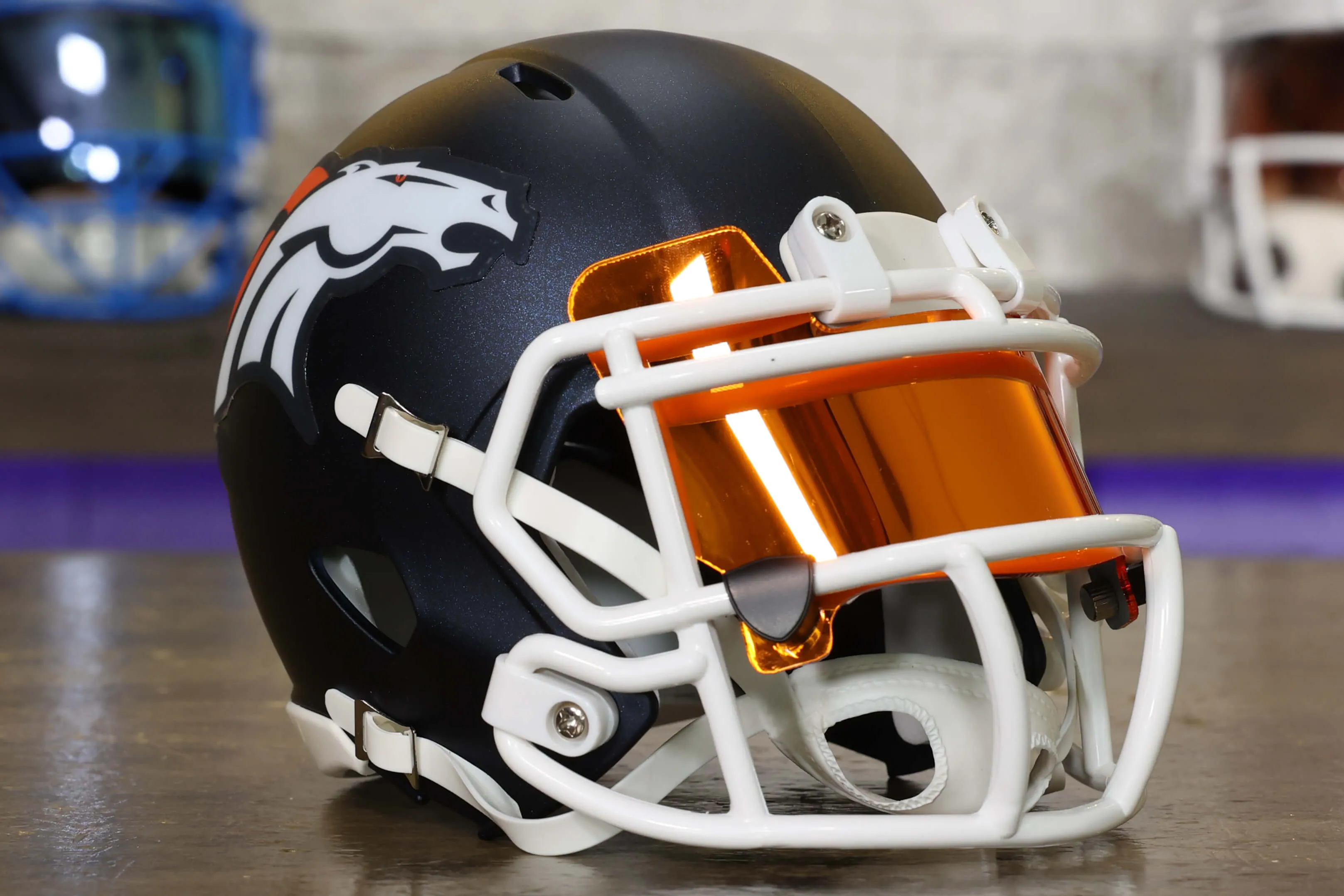 Denver Broncos Riddell Speed Mini Helmet - GG Edition 02390