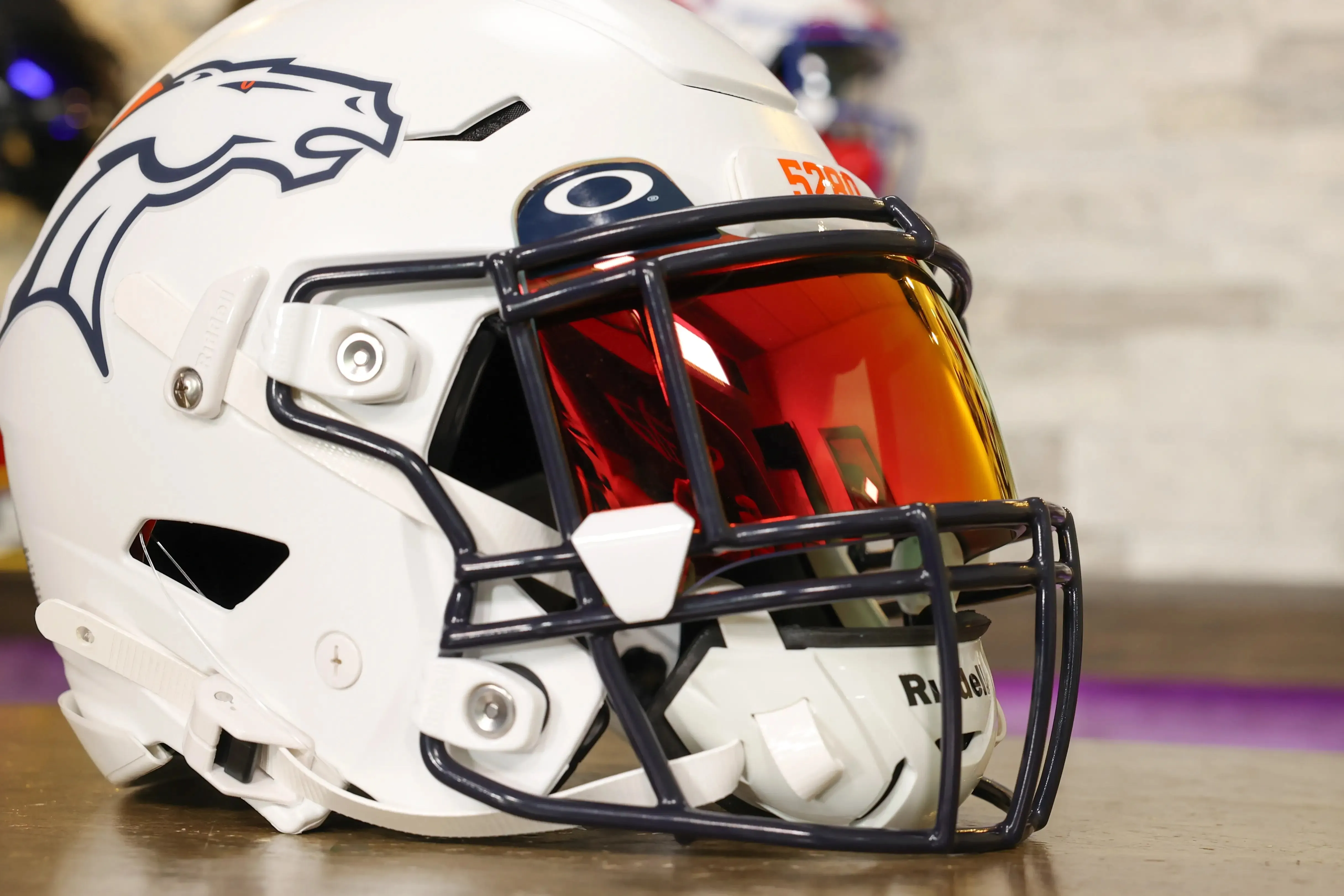 Denver Broncos Riddell SpeedFlex Helmet - GG Edition 01172