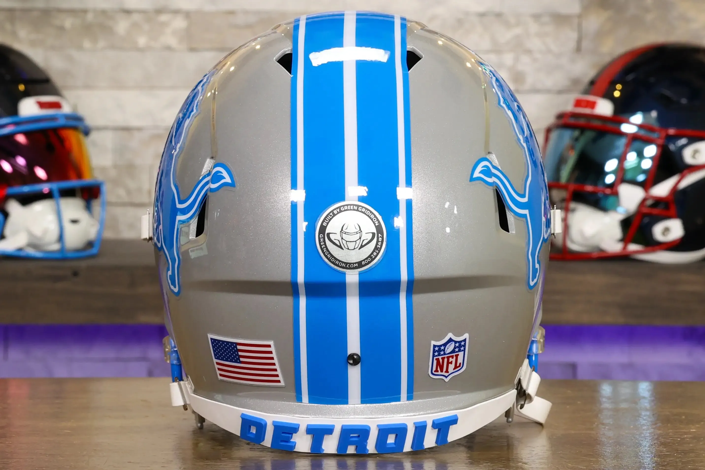 Detroit Lions Riddell Speed Display Helmet - GG Edition 02569