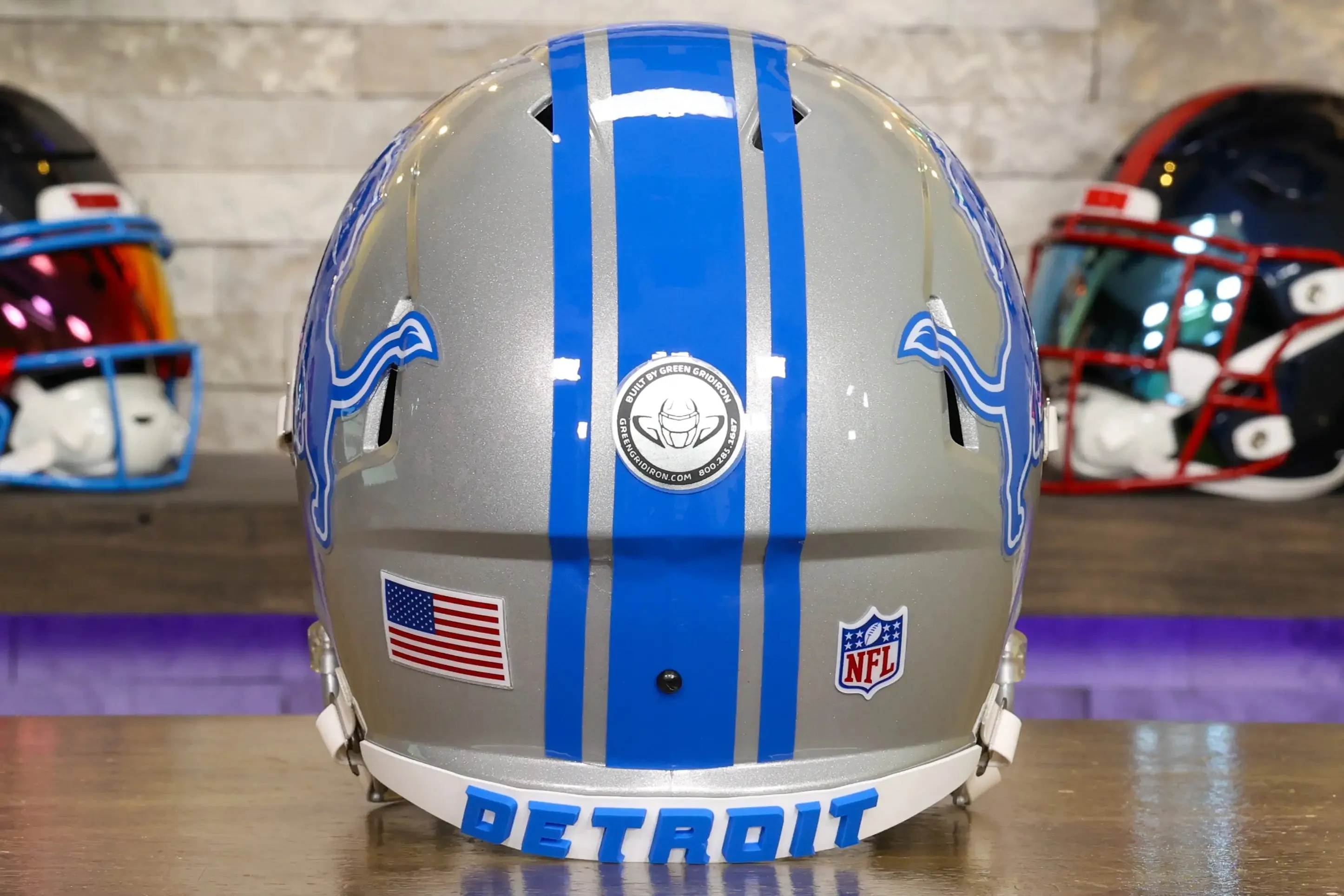 Detroit Lions Riddell Speed Display Helmet - GG Edition