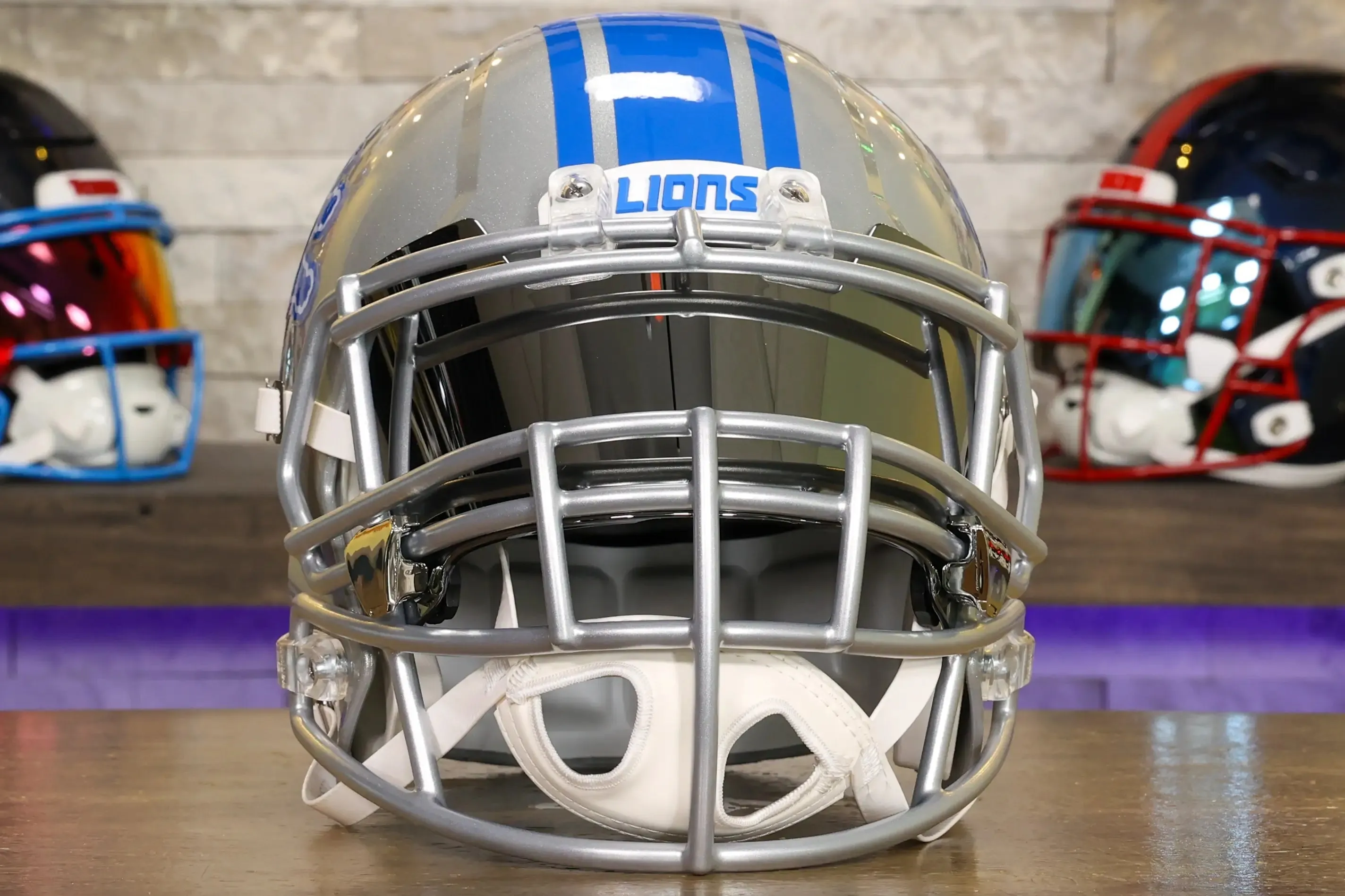 Detroit Lions Riddell Speed Display Helmet - GG Edition