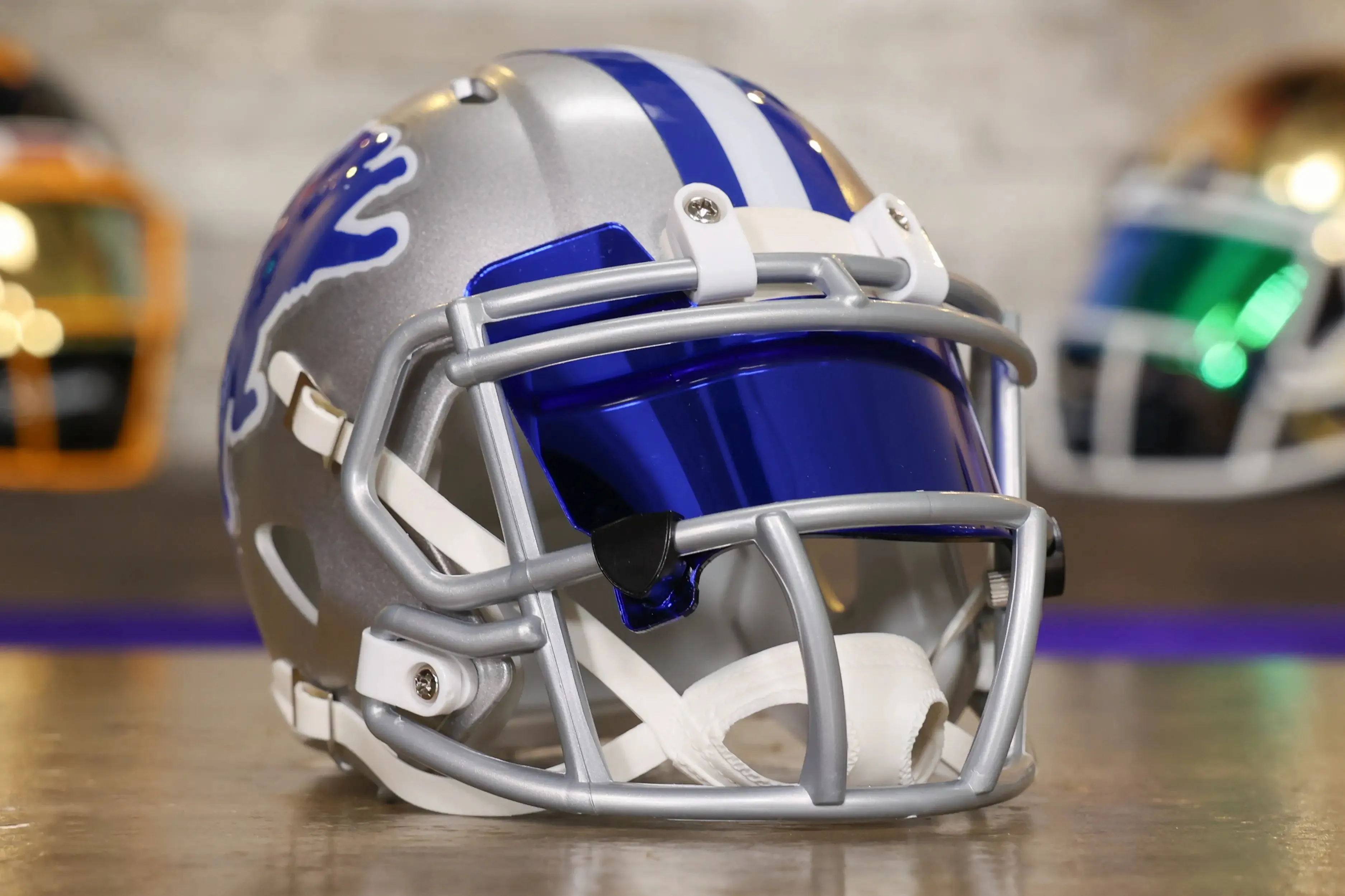 Detroit Lions Riddell Speed Mini Helmet - GG Edition
