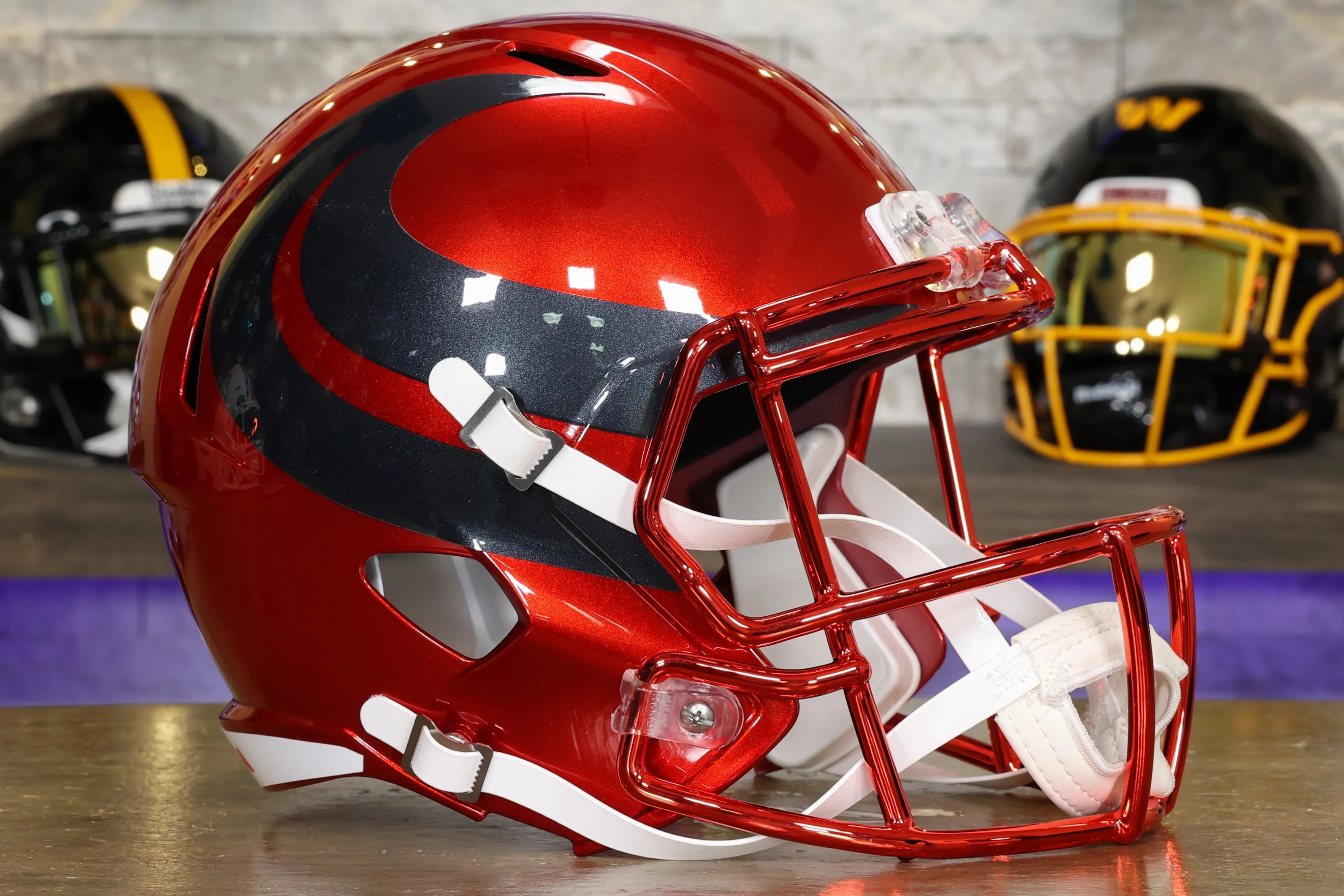 Houston Texans Riddell Speed Display Helmet - Battle Red Alternate