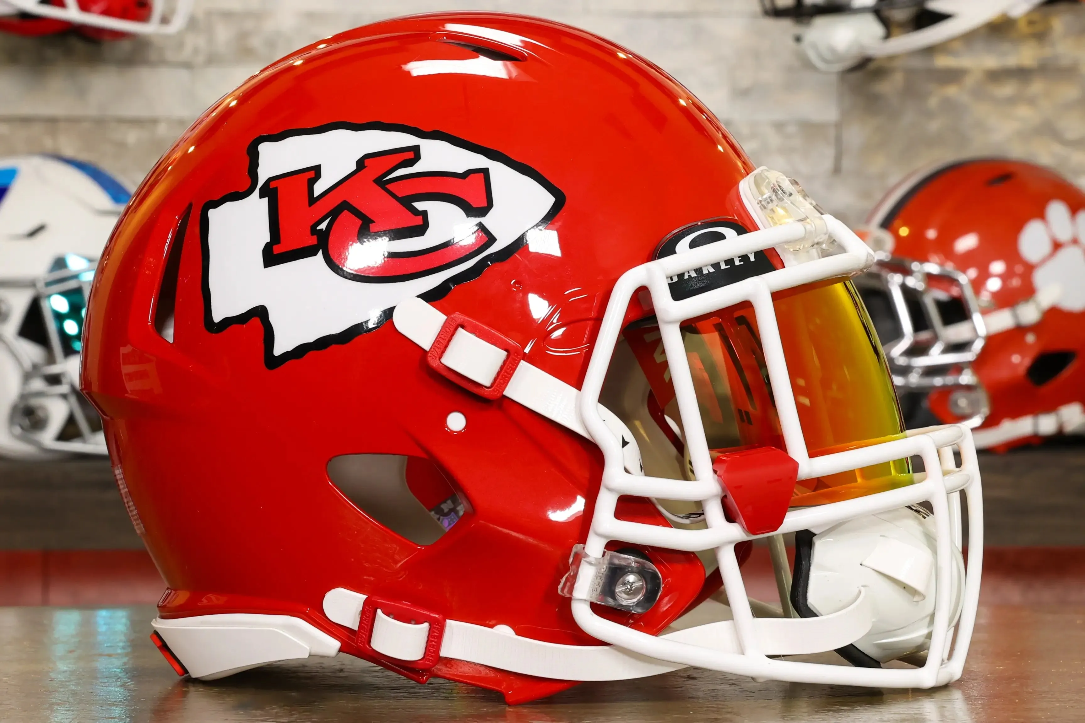 Kansas City Chiefs Riddell Speed Authentic Helmet - GG Edition 02701