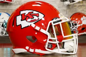 Kansas City Chiefs Riddell Speed Authentic Helmet - GG Edition 02701