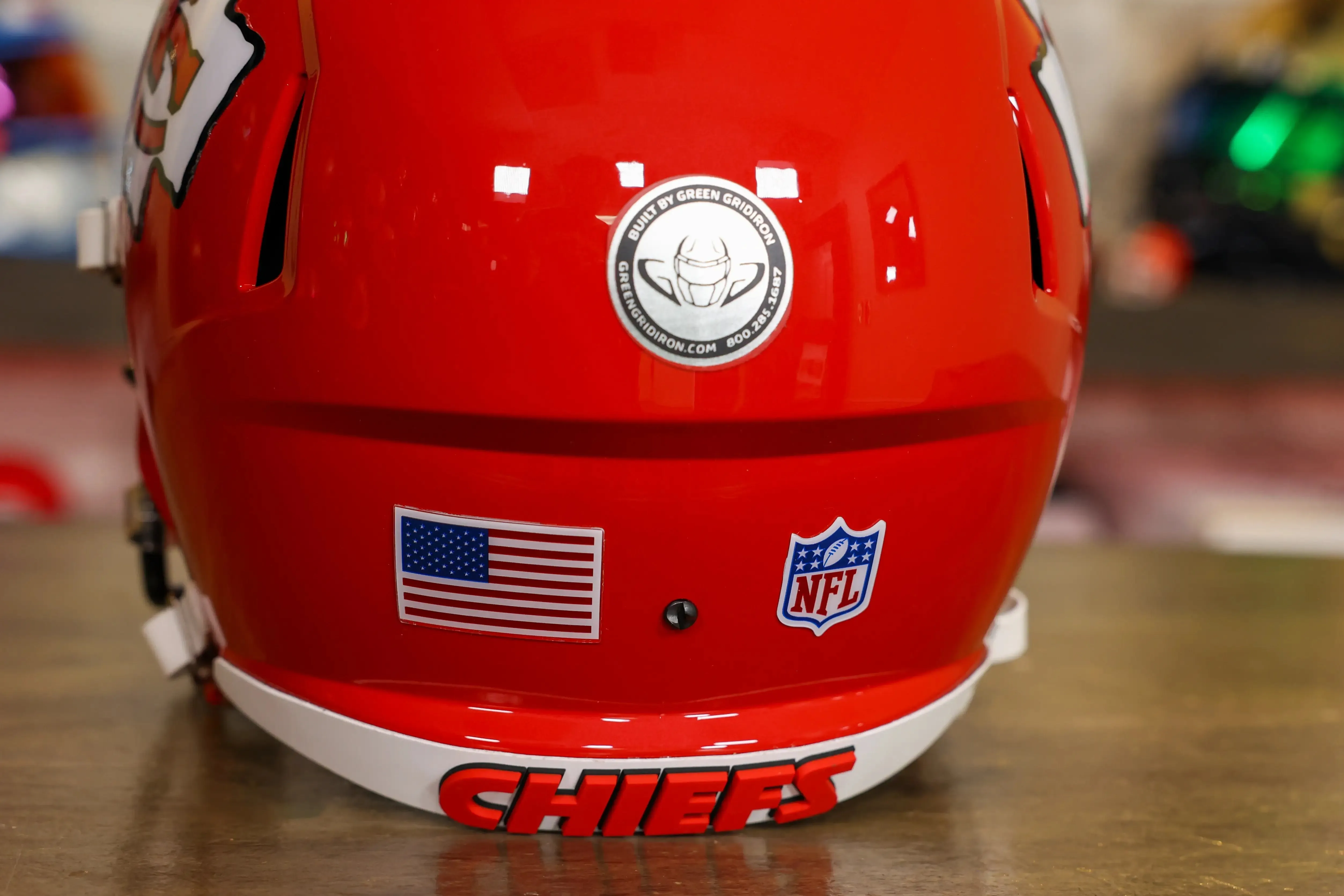 Kansas City Chiefs Riddell Speed Display Helmet - GG Edition