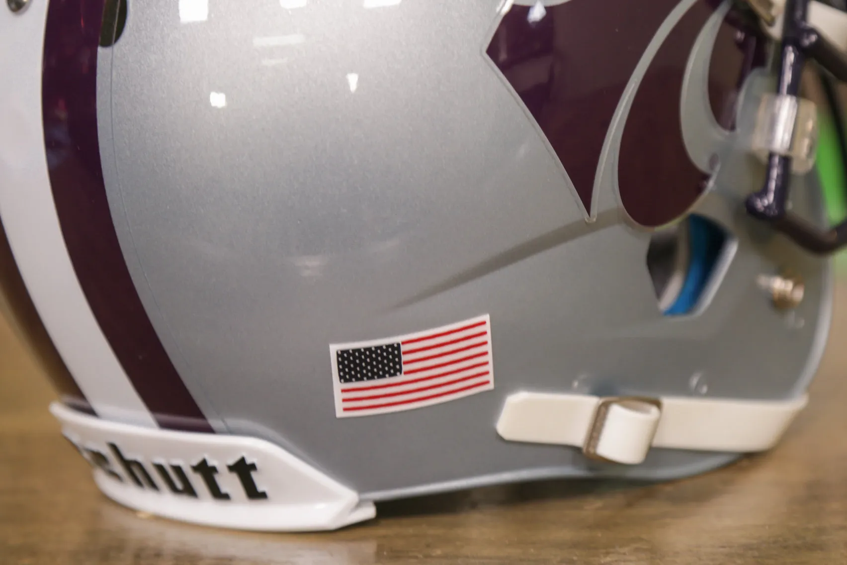 Kansas State Wildcats Schutt XP Display Helmet - GG Edition