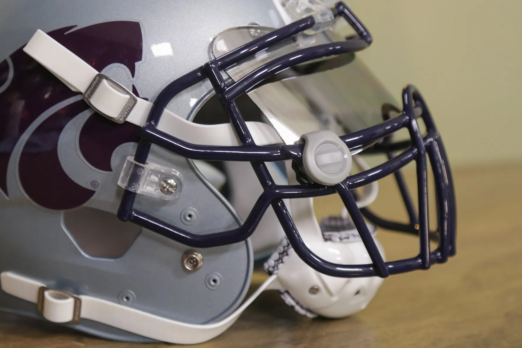 Kansas State Wildcats Schutt XP Display Helmet - GG Edition
