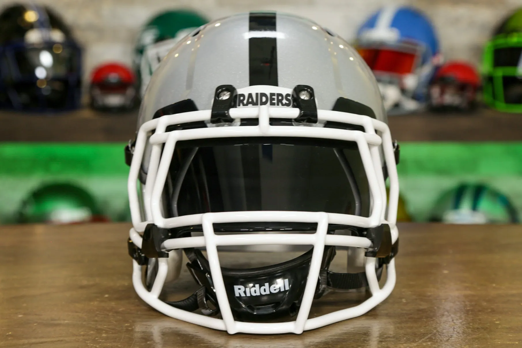 Las Vegas Raiders Riddell Speed Display Helmet - GG Edition 00226