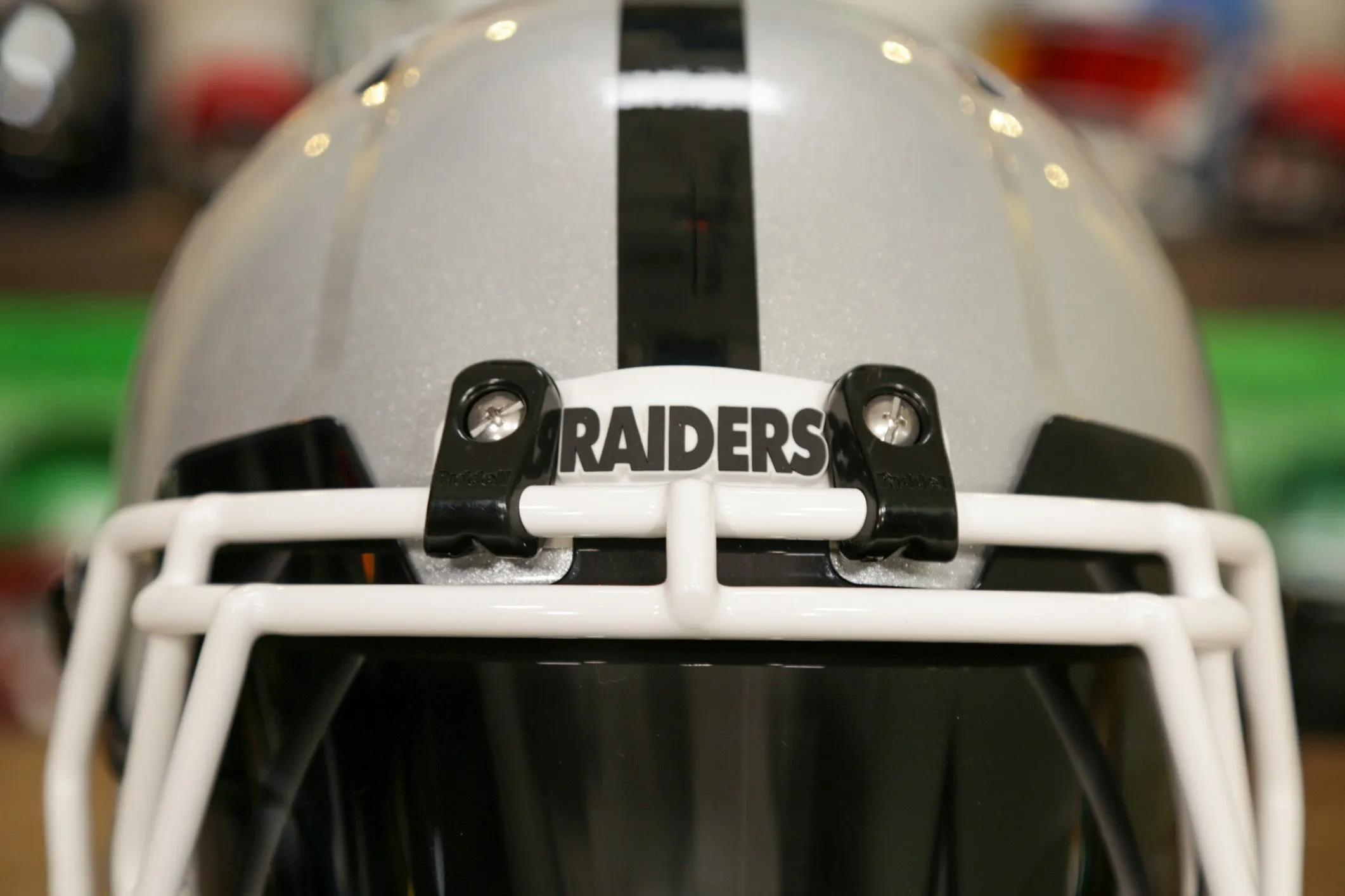 Las Vegas Raiders Riddell Speed Display Helmet - GG Edition 00226
