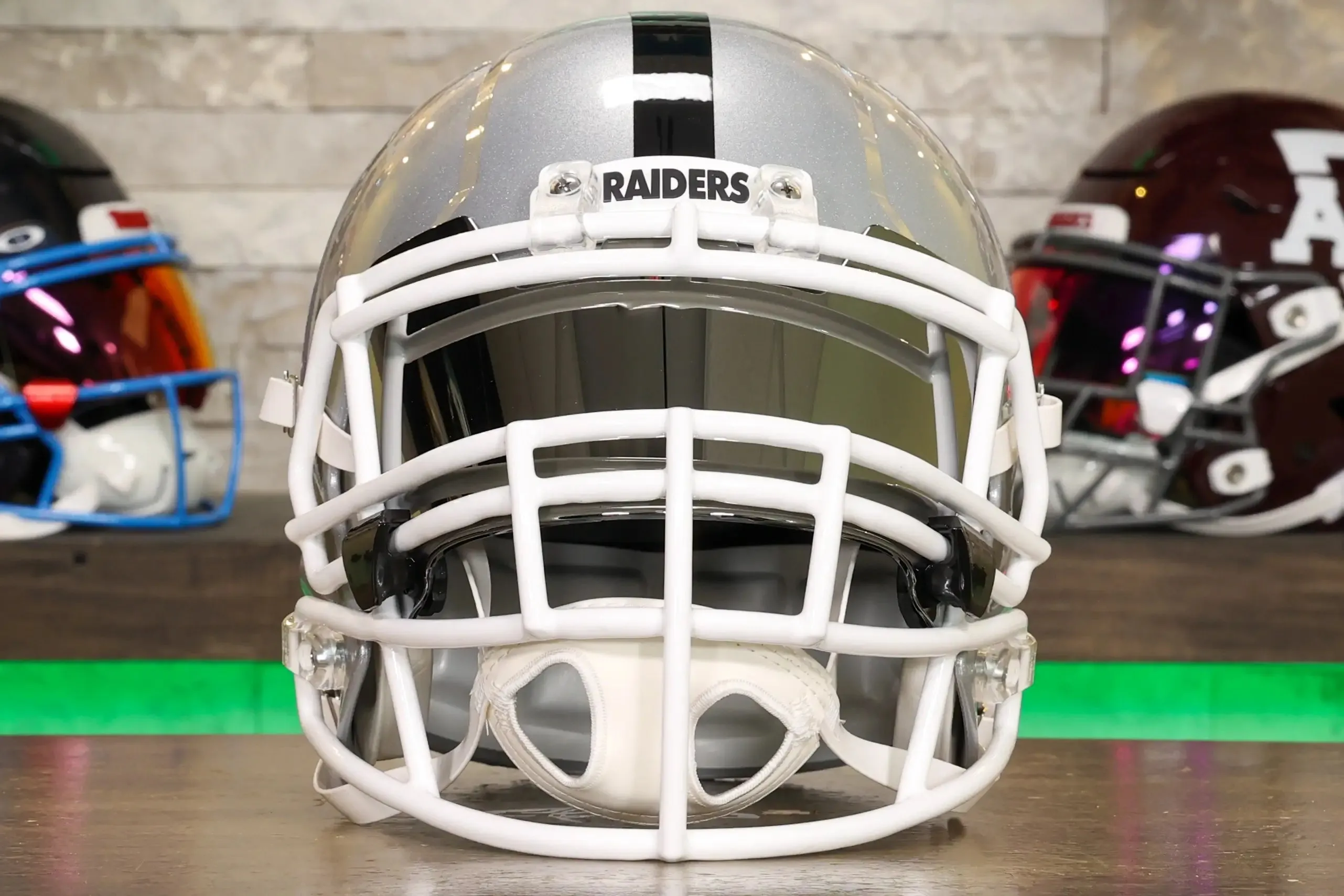 Las Vegas Raiders Riddell Speed Display Helmet - GG Edition