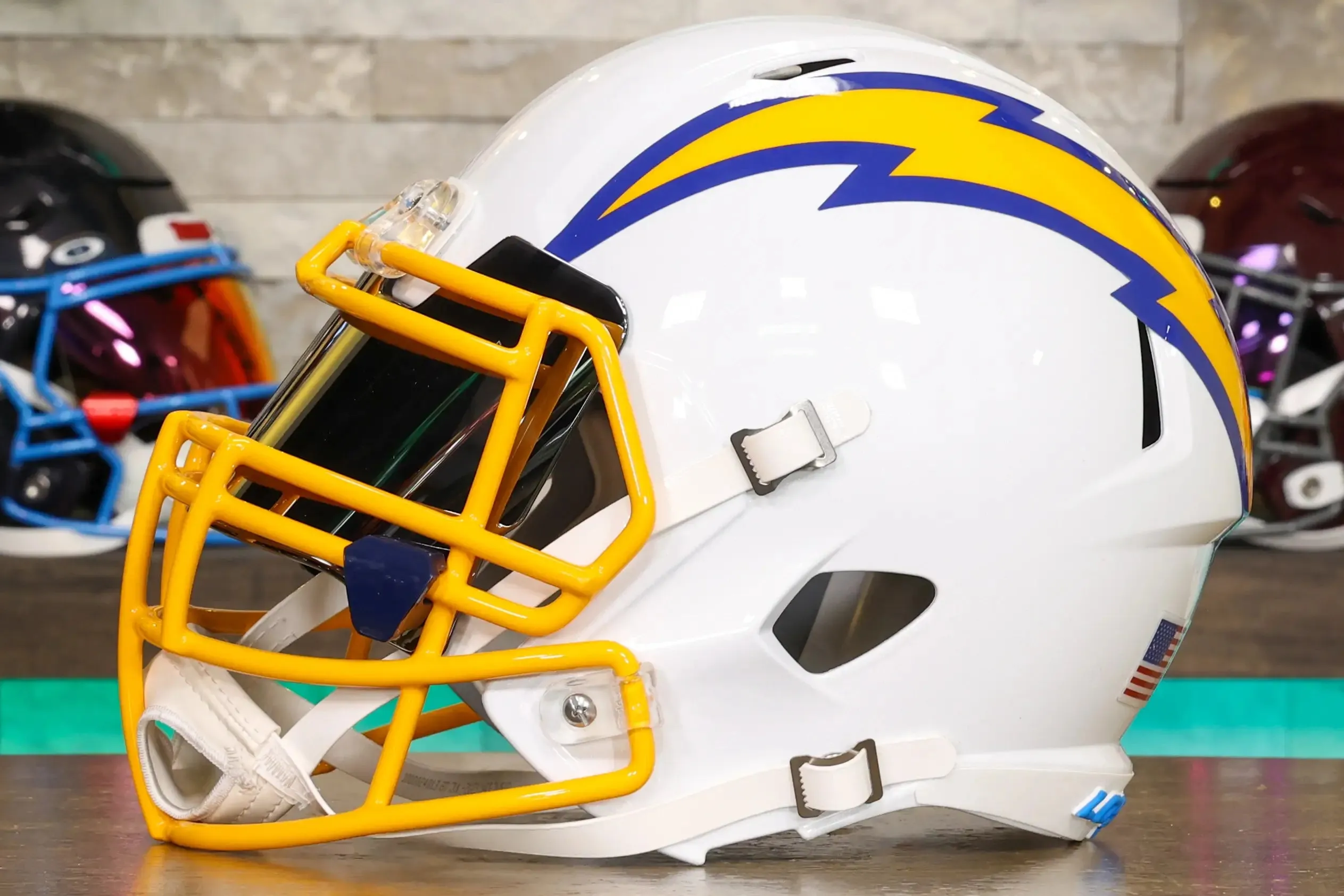 Los Angeles Chargers Riddell Speed Display Helmet - GG Edition