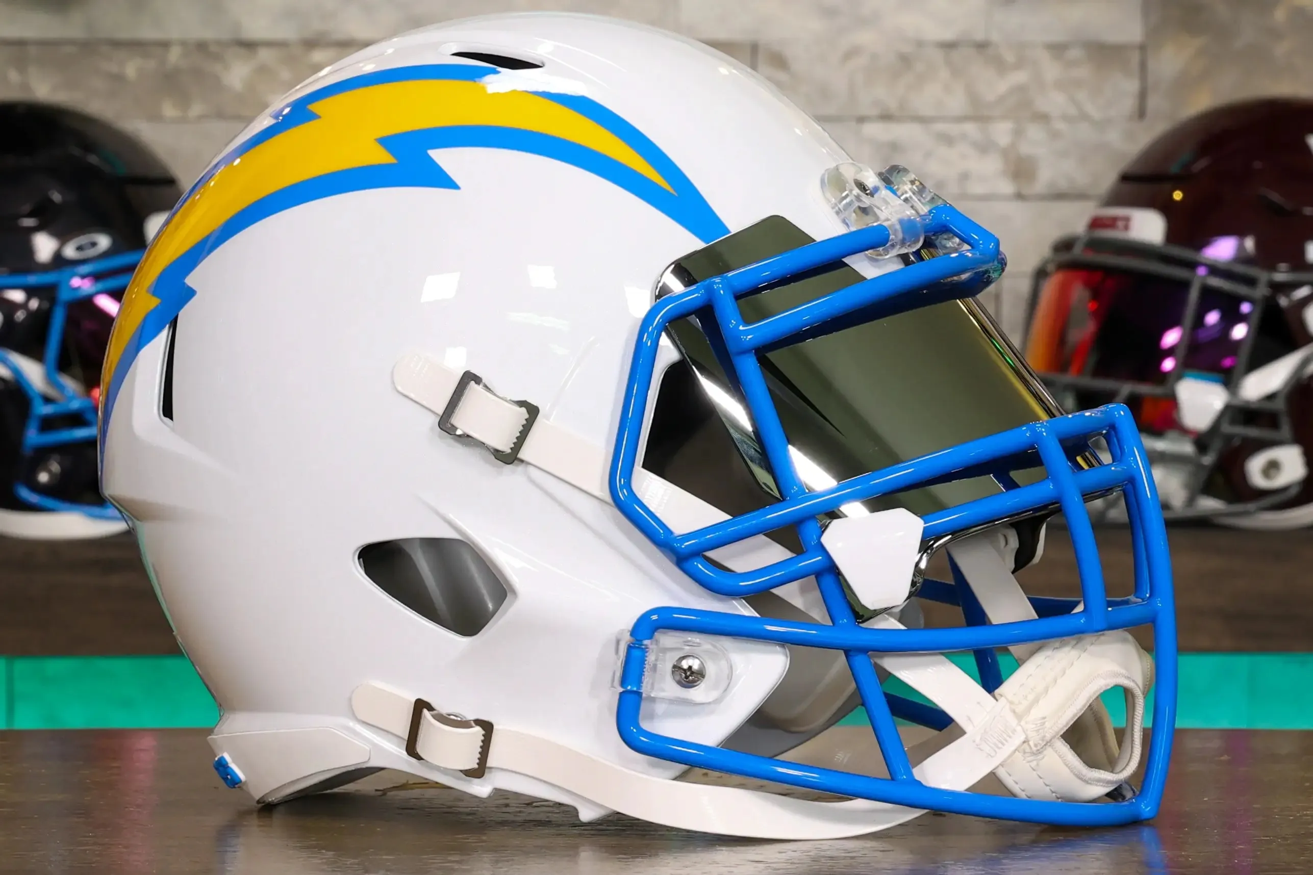 Los Angeles Chargers Riddell Speed Display Helmet - GG Edition
