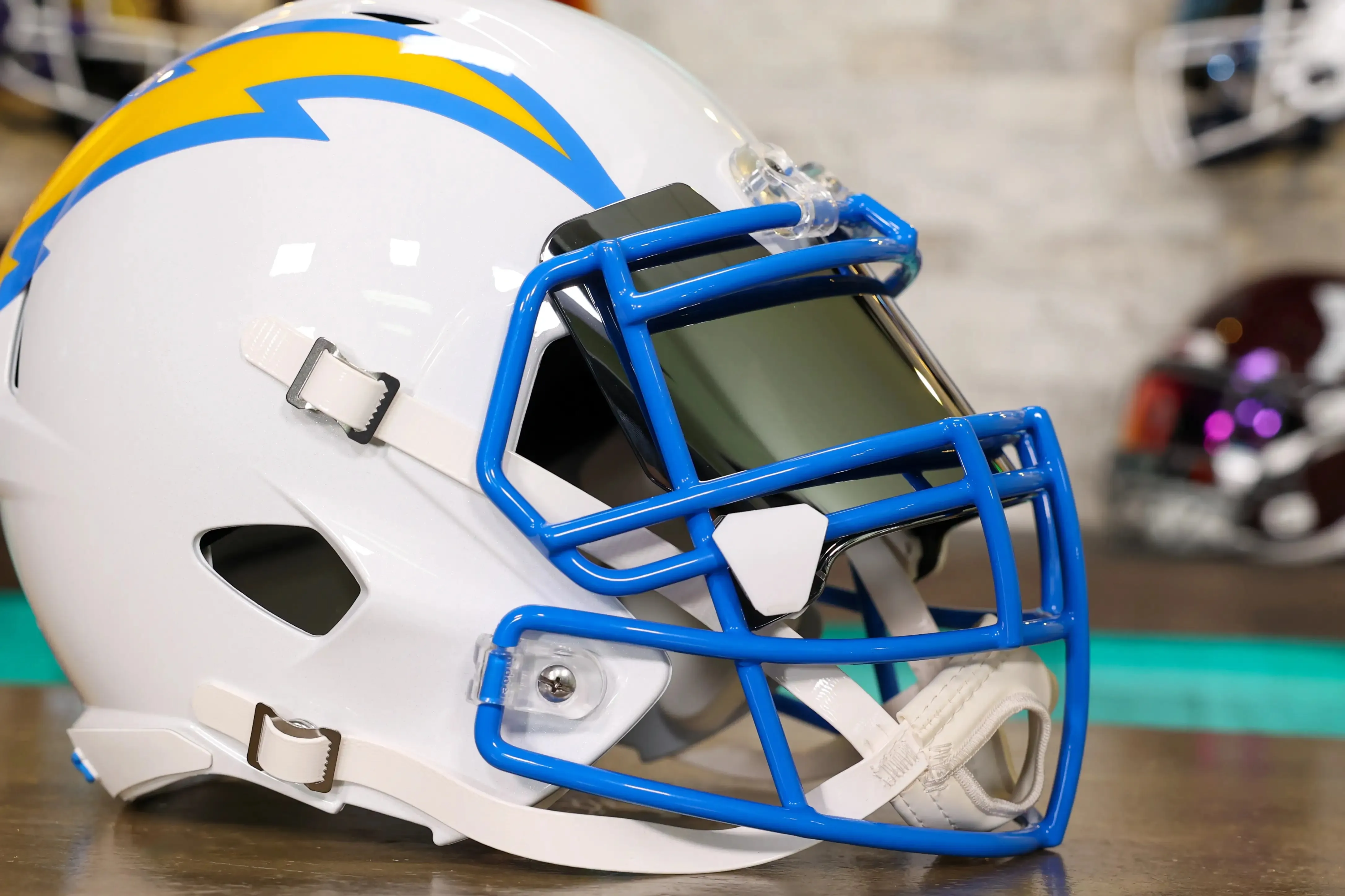 Los Angeles Chargers Riddell Speed Display Helmet - GG Edition