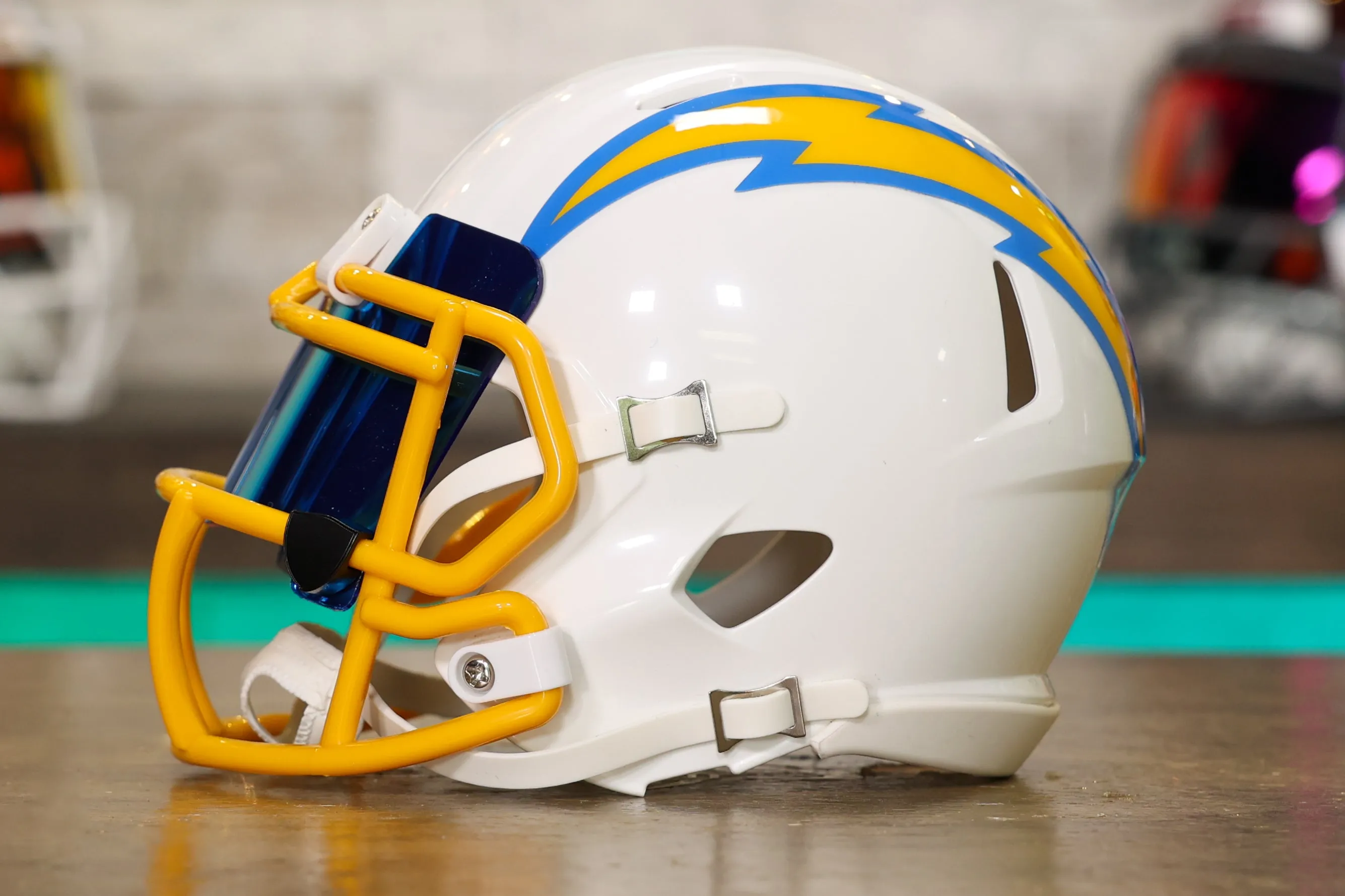 Los Angeles Chargers Riddell Speed Mini Helmet - GG Edition 02647