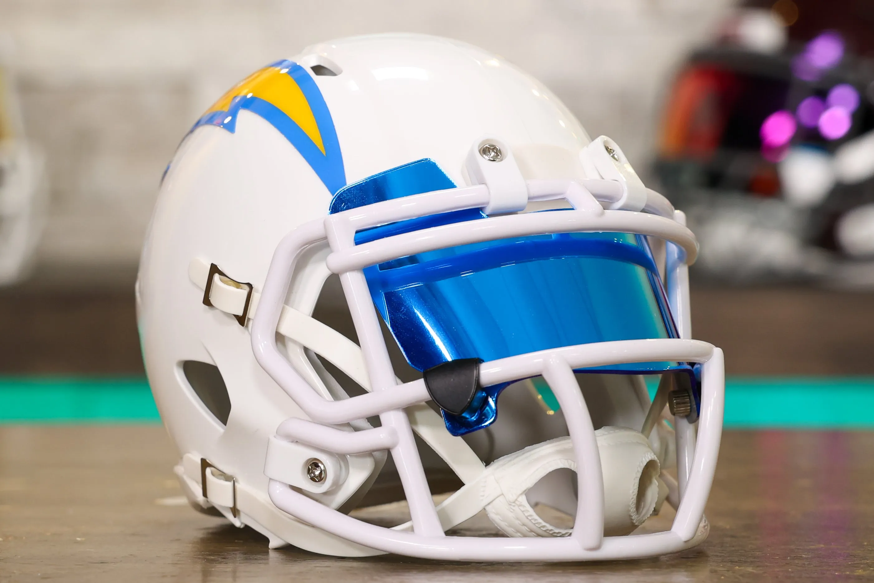 Los Angeles Chargers Riddell Speed Mini Helmet - GG Edition