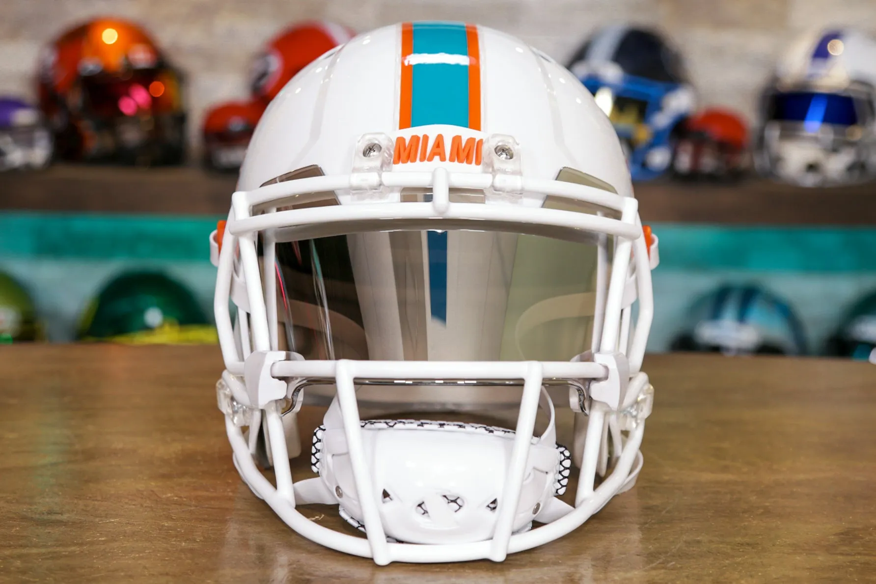 Miami Dolphins Riddell Speed Display Helmet - GG Edition 00257
