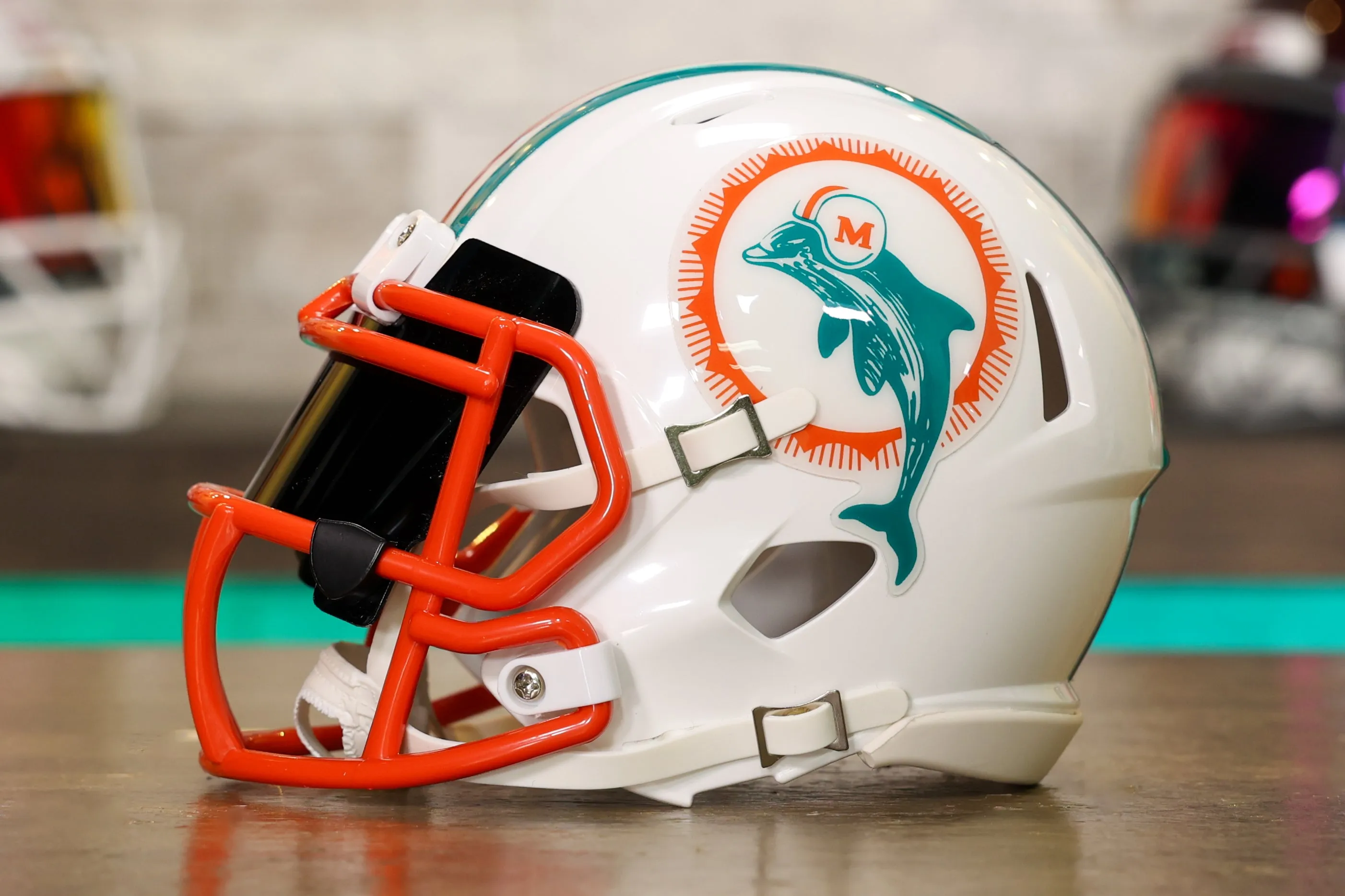 Miami Dolphins Riddell Speed Mini Helmet - GG Edition 02664