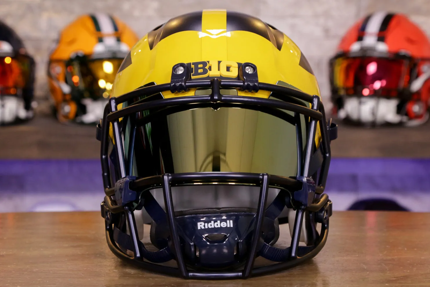 Michigan Wolverines Riddell Speed Display Helmet - GG Edition 00382