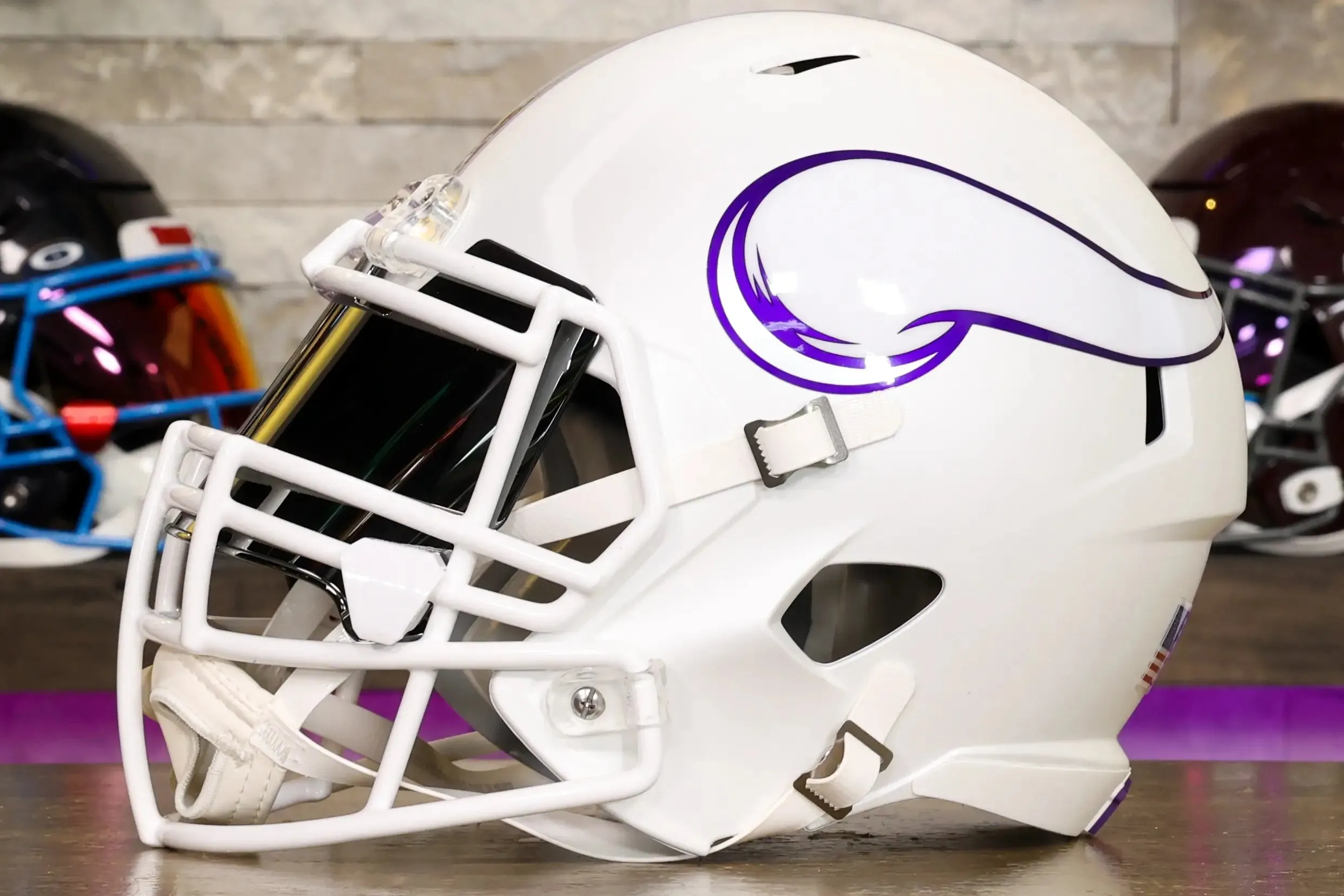 Minnesota Vikings Riddell Speed Display Helmet - GG Edition