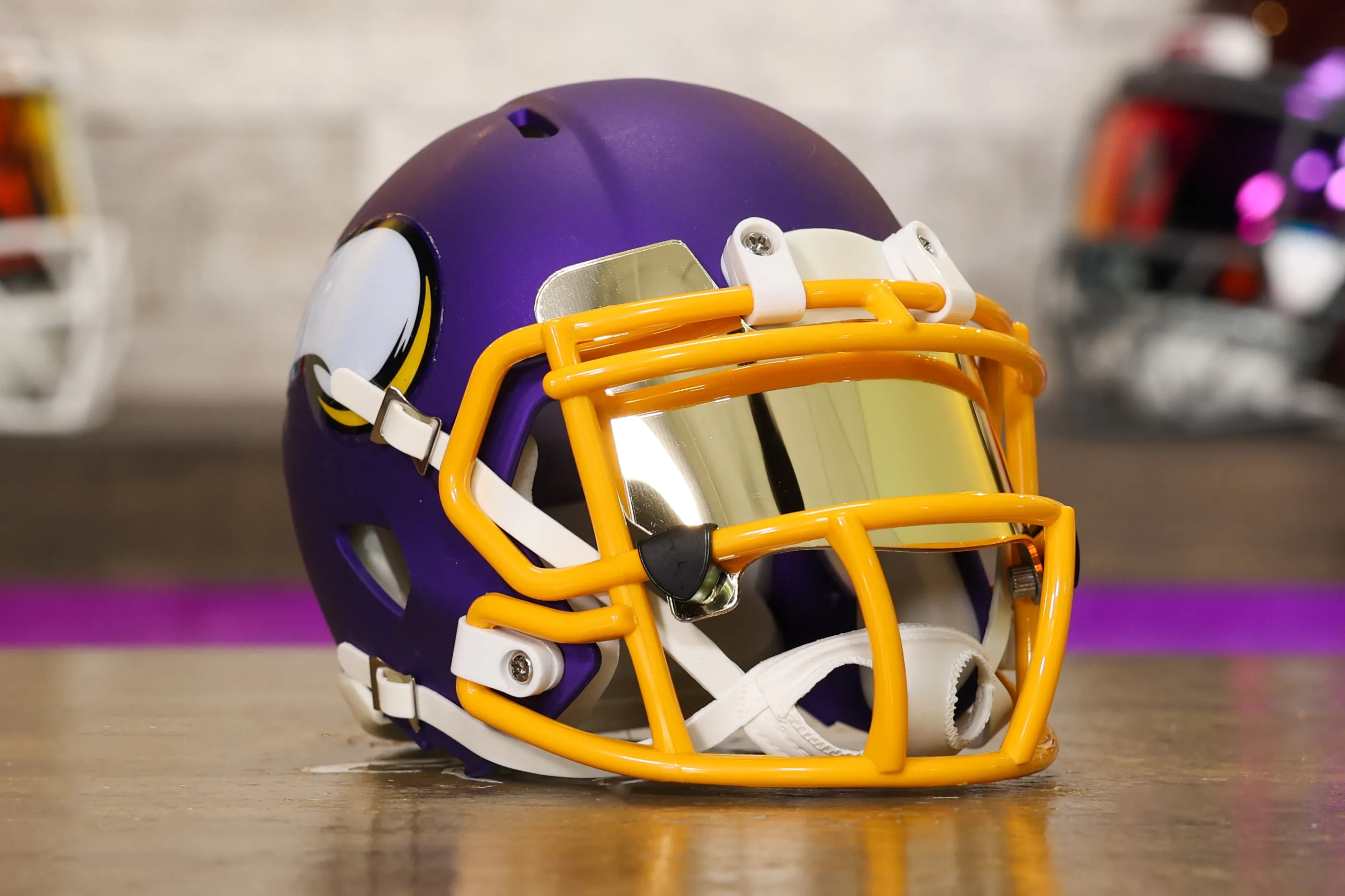 Minnesota Vikings Riddell Speed Mini Helmet - GG Edition
