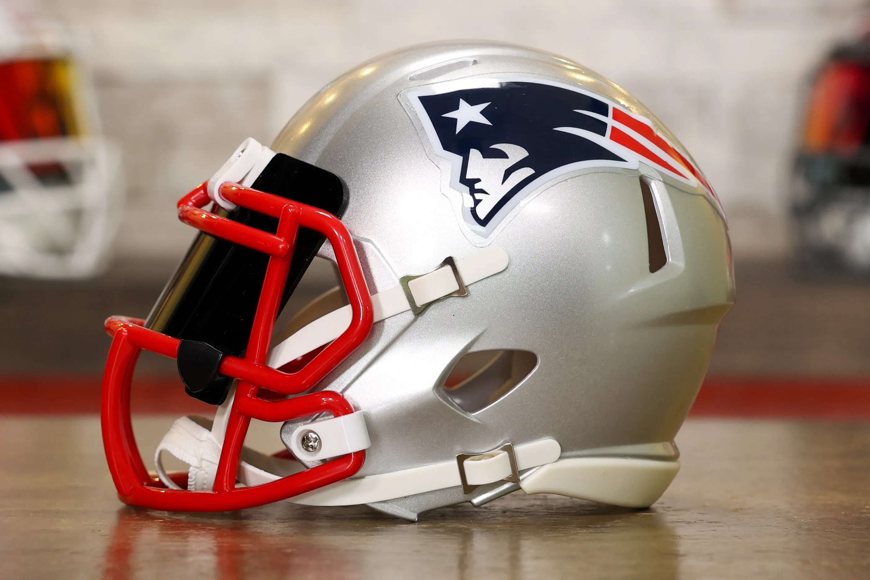 New England Patriots Riddell Speed Mini Helmet - GG Edition