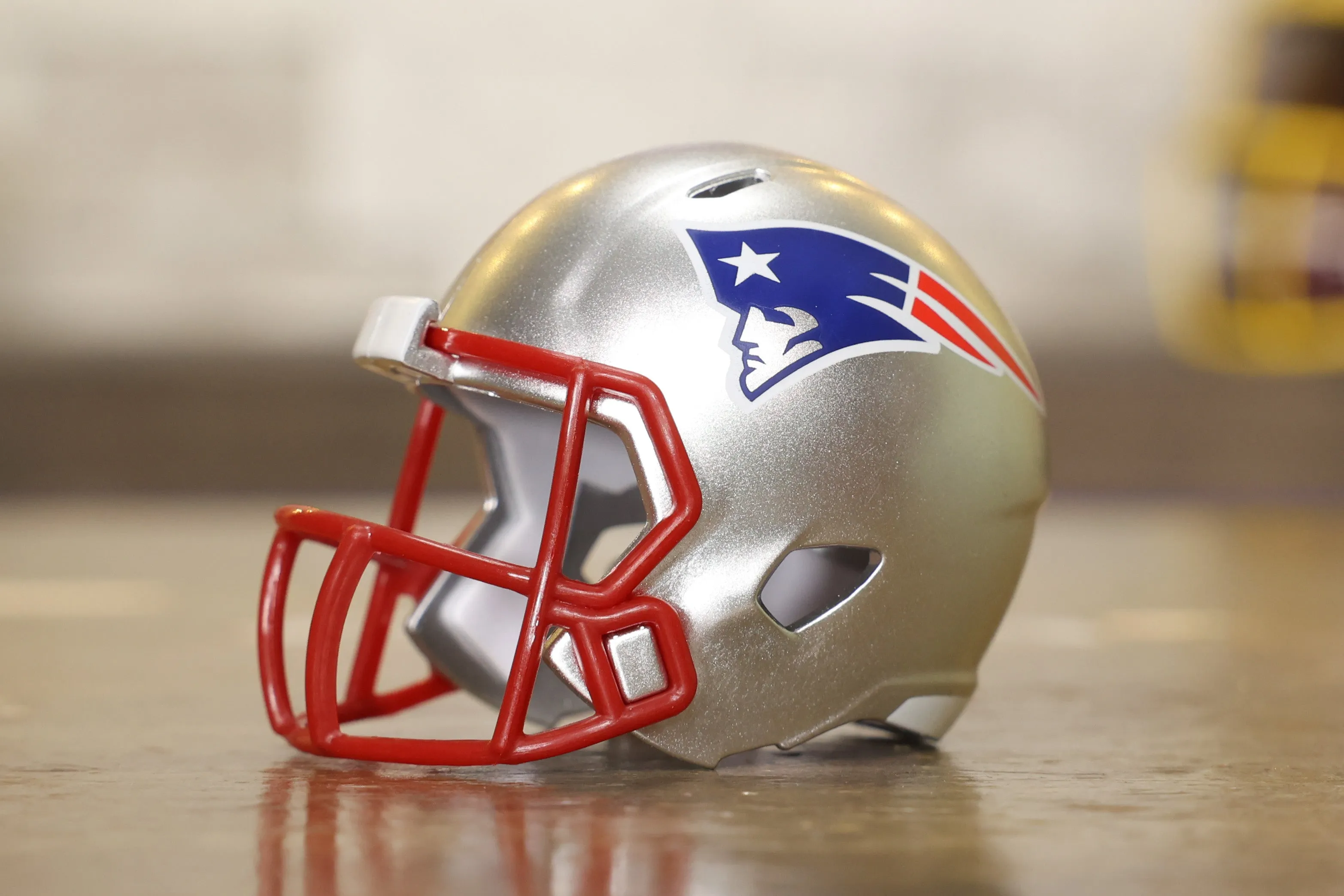 New England Patriots Riddell Speed Pocket Pro