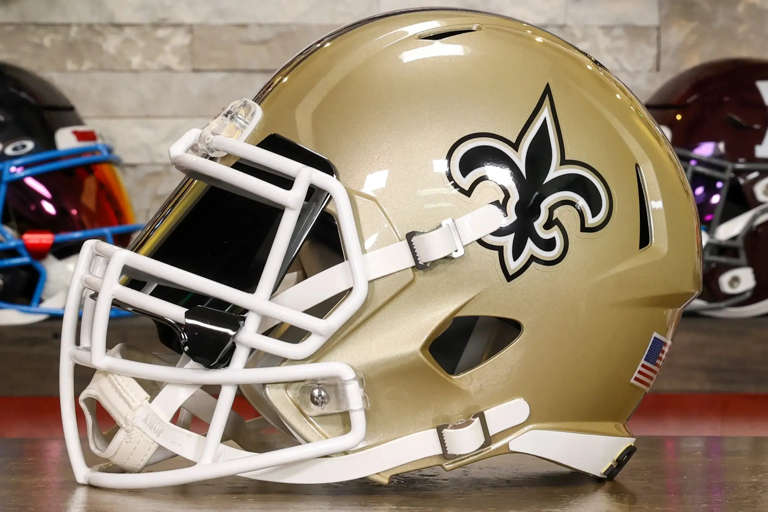 New Orleans Saints Riddell Speed Display Helmet - GG Edition