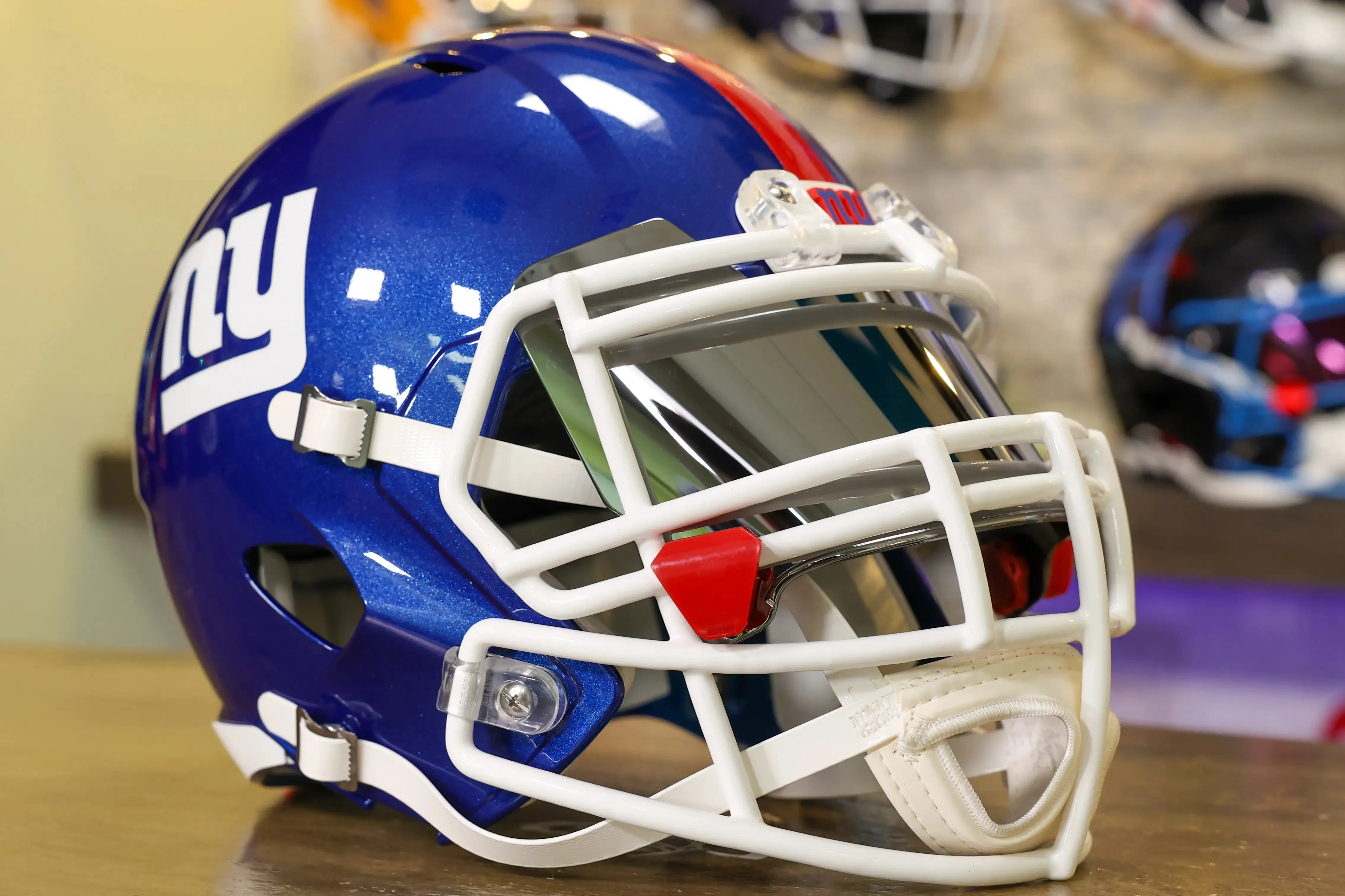 New York Giants Riddell Speed Display Helmet - GG Edition 02608