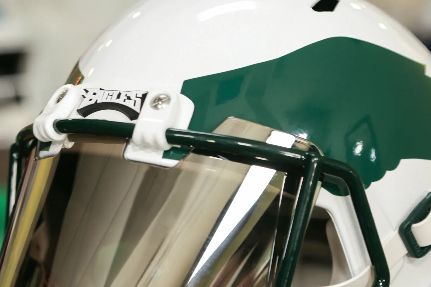 Philadelphia Eagles Riddell Display Helmet - GG Edition 00299