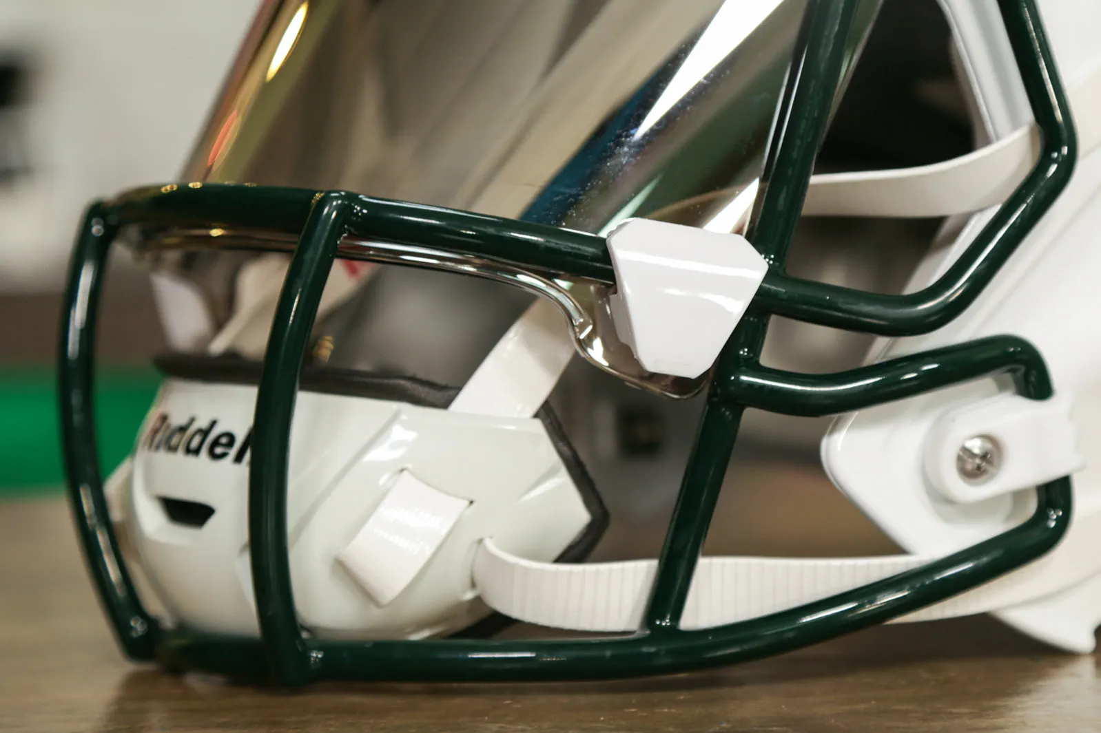 Philadelphia Eagles Riddell Display Helmet - GG Edition 00299
