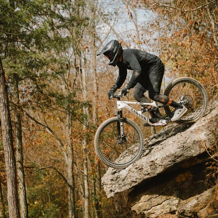 Smith Hardline MIPS Carbon Full Face Helmet - Matt Black Carbon