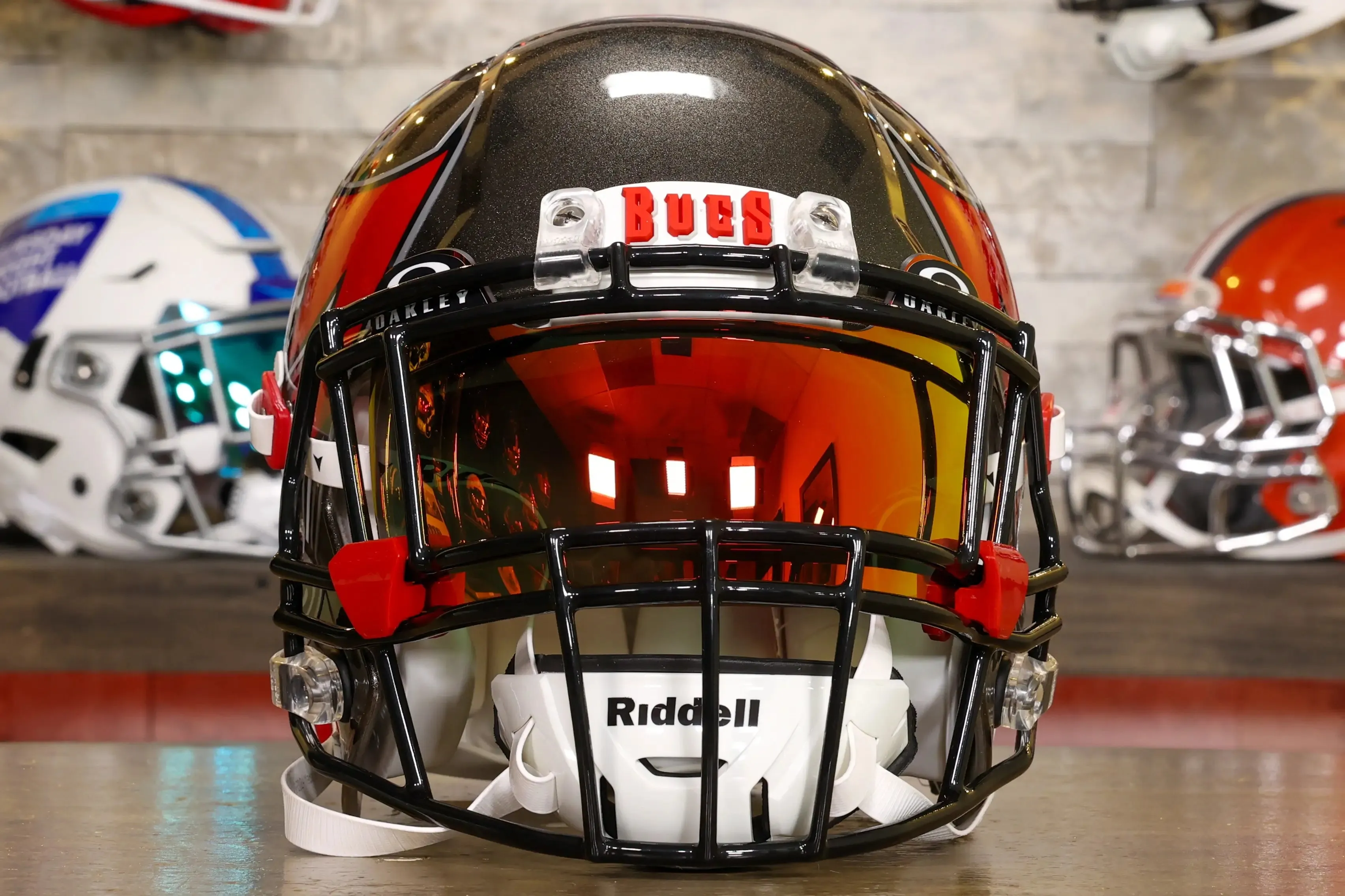 Tampa Bay Buccaneers Riddell Speed Authentic Helmet - GG Edition