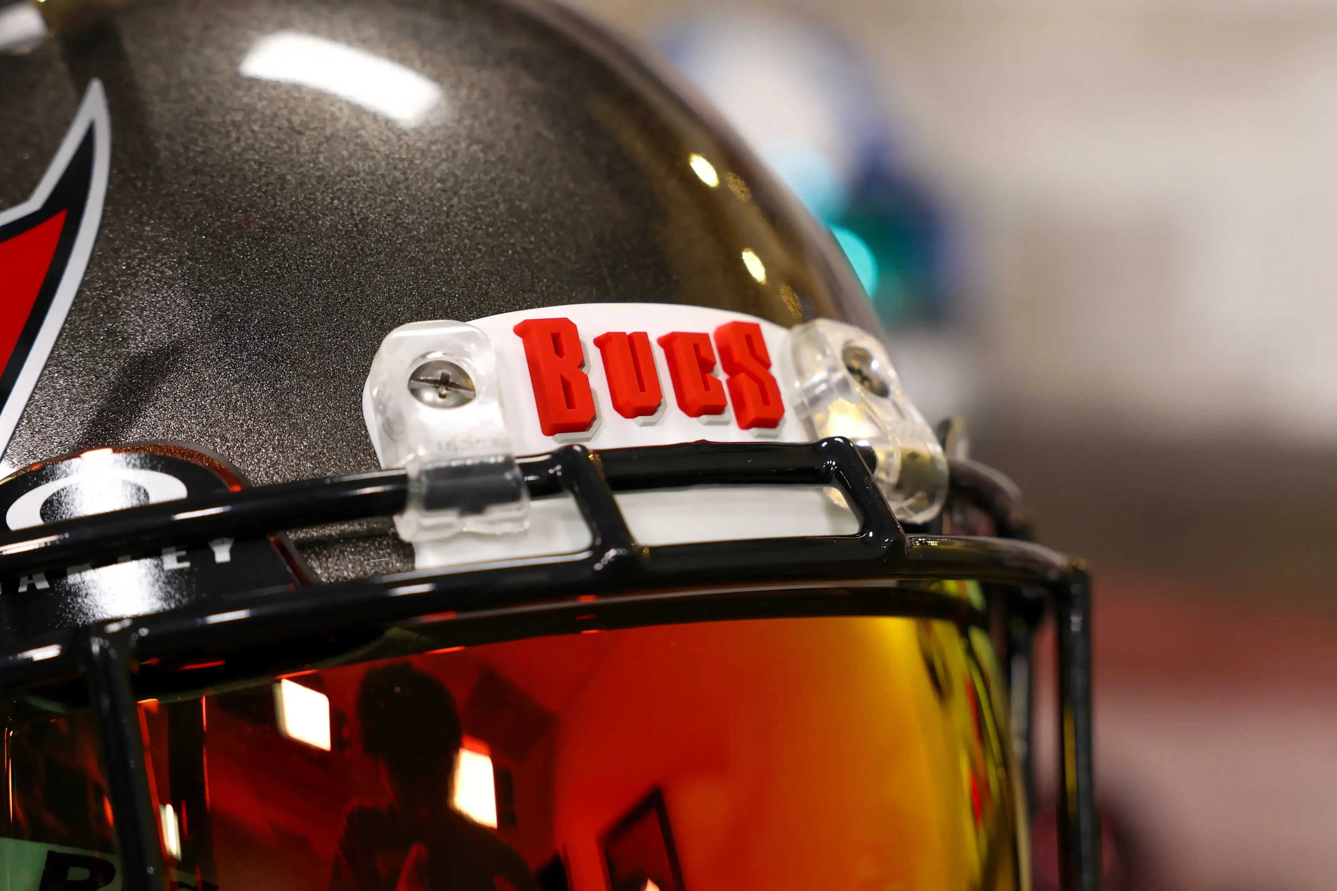 Tampa Bay Buccaneers Riddell Speed Authentic Helmet - GG Edition