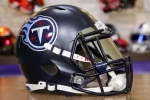Tennessee Titans Riddell Speed Display Helmet - GG Edition 00284